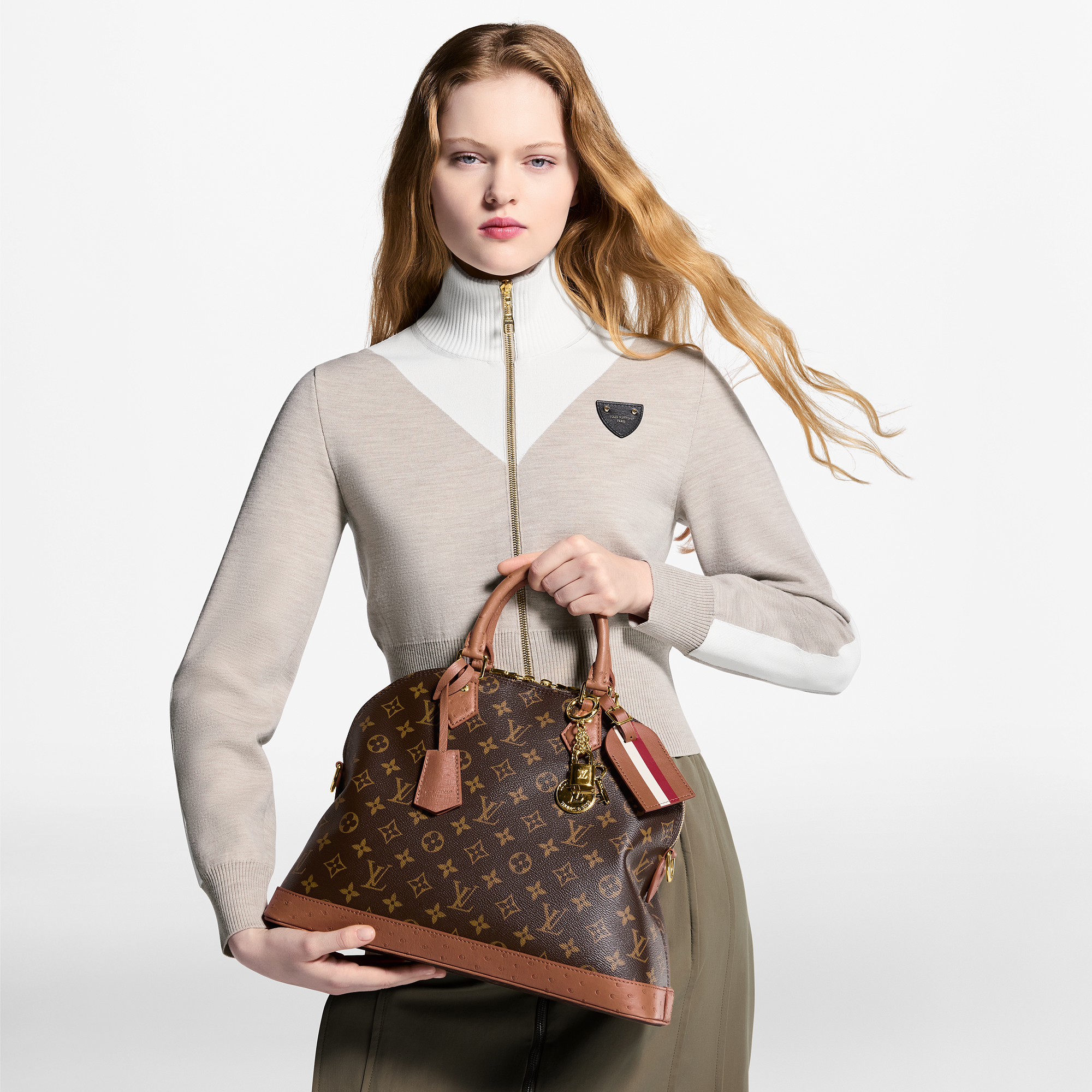 Leather -- ALMA SOFT CELEBRATION Medium Handbag