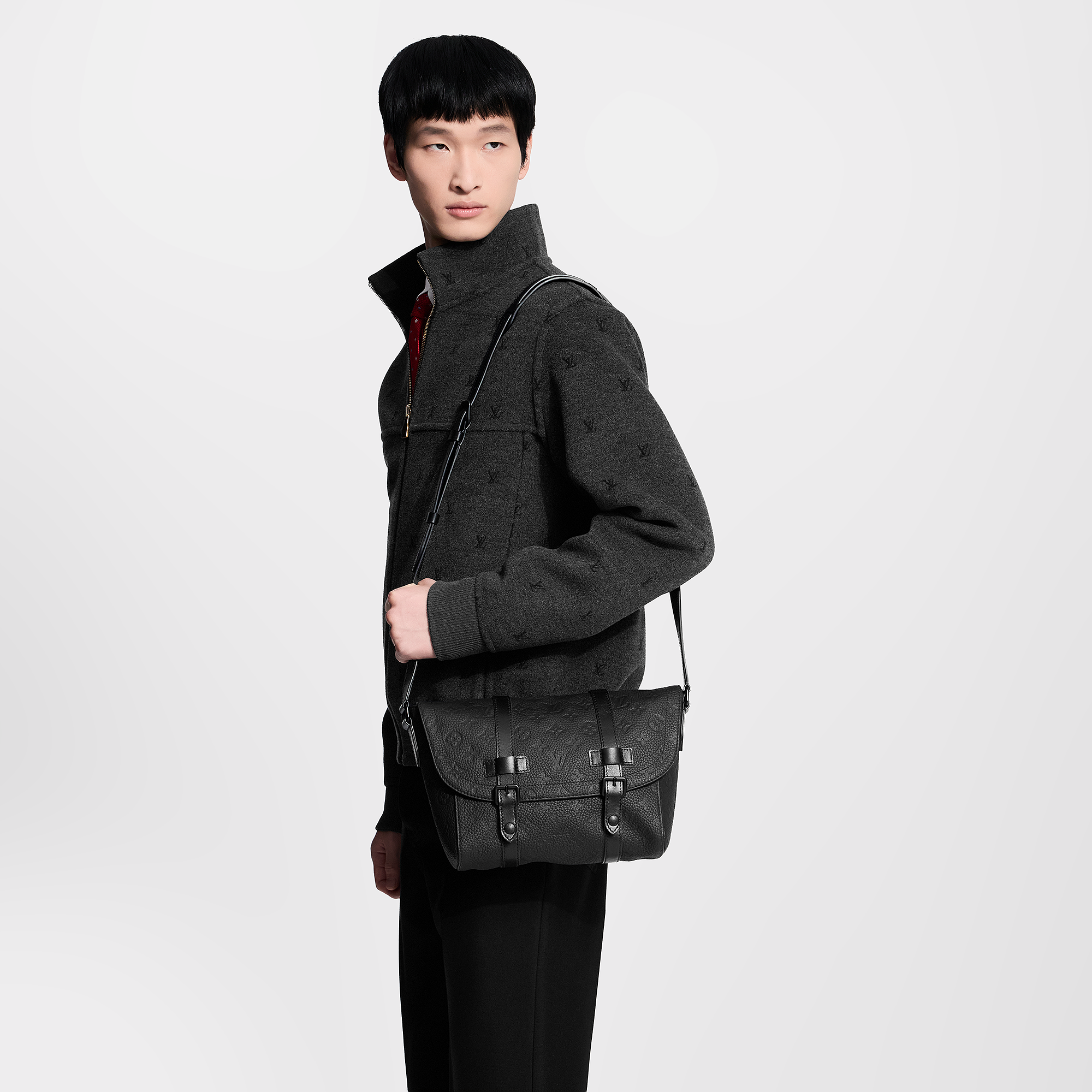 CHRISTOPHER Messenger Bag - 2