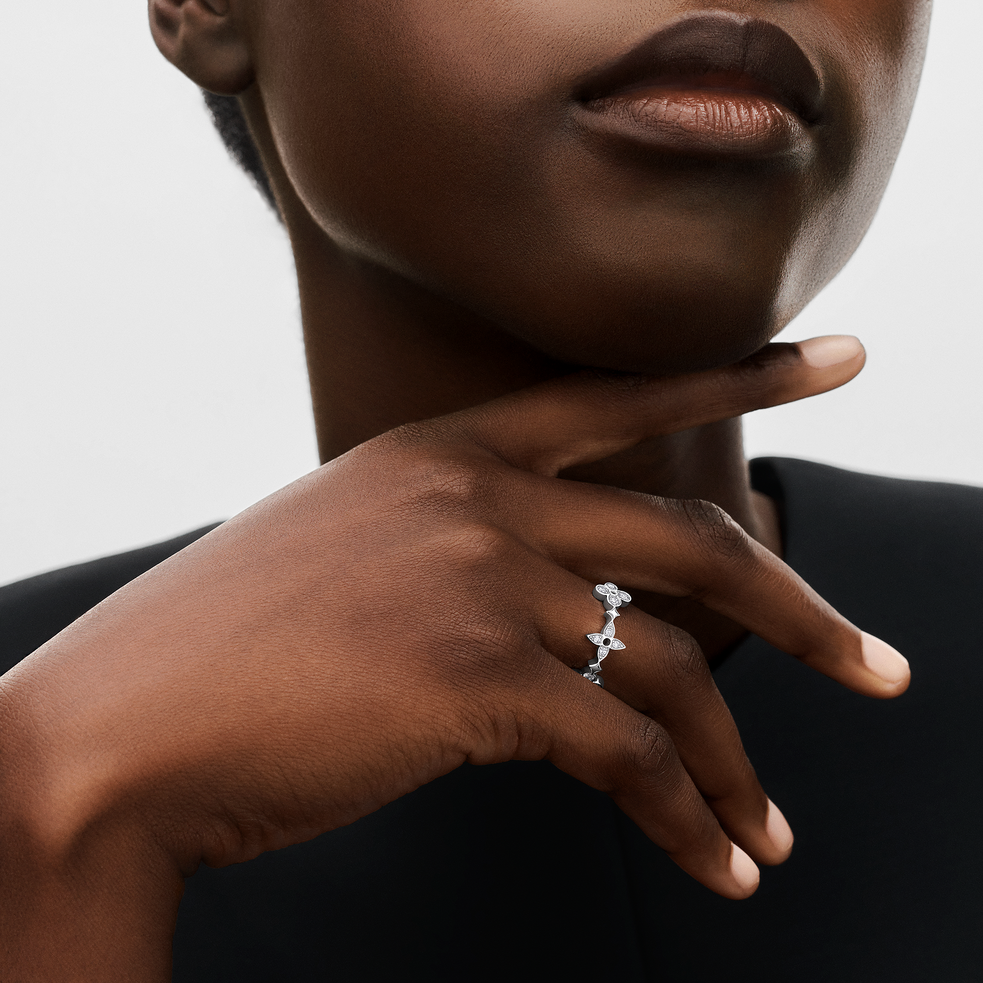 DENTELLE 18K Gold Diamond Ring - 2