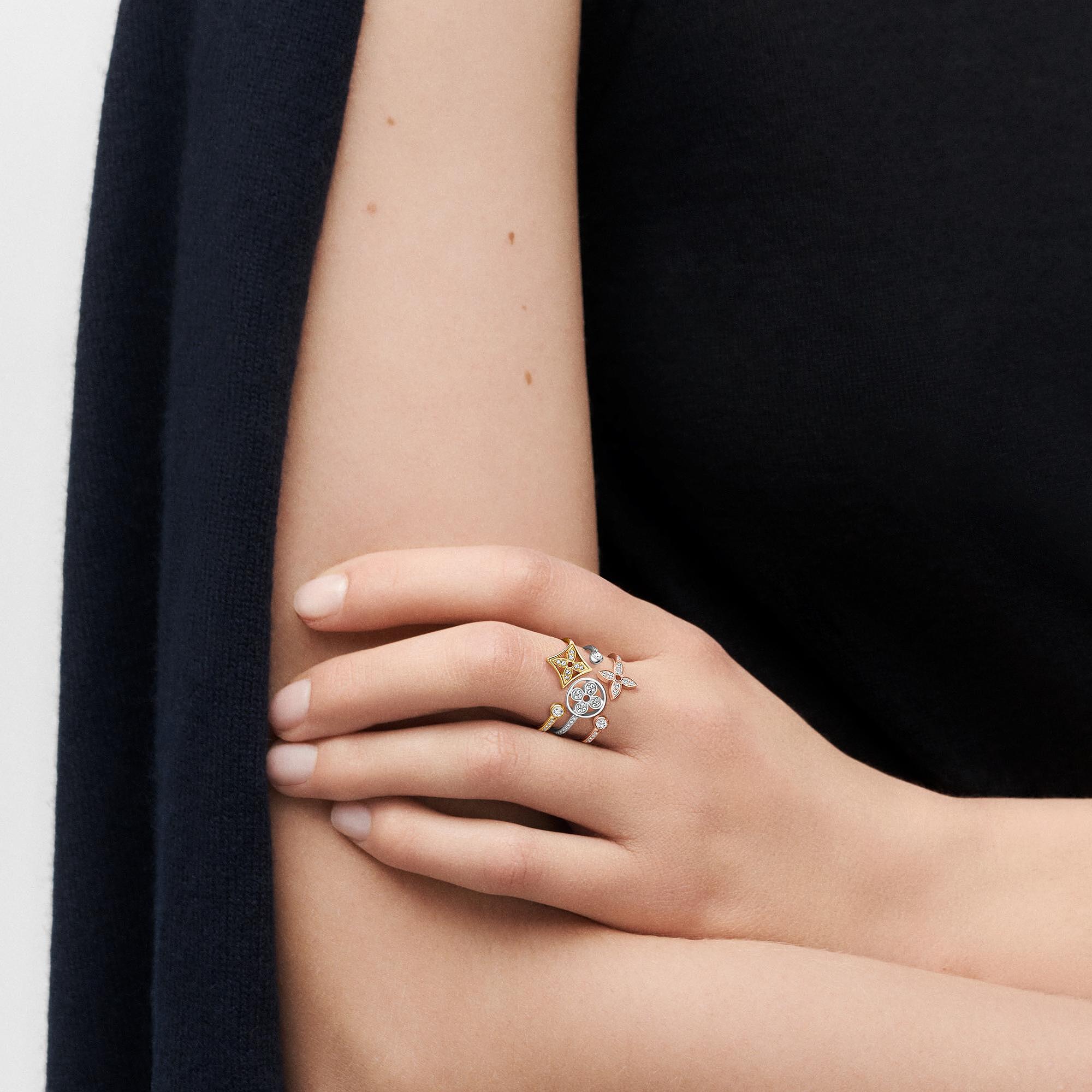 IDYLLE BLOSSOM 18K Gold Paved Diamond Ring - 2