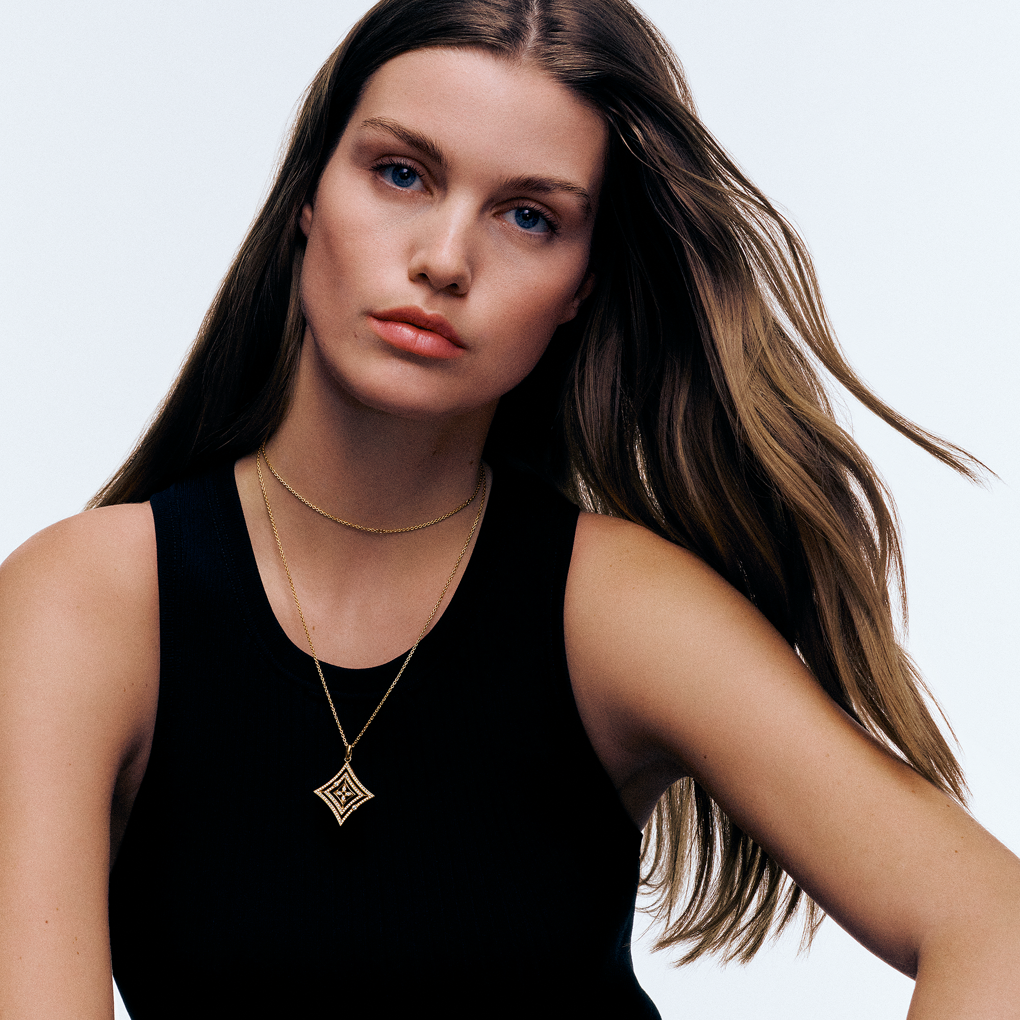 IDYLLE BLOSSOM 18K Gold Diamond Necklace - 8