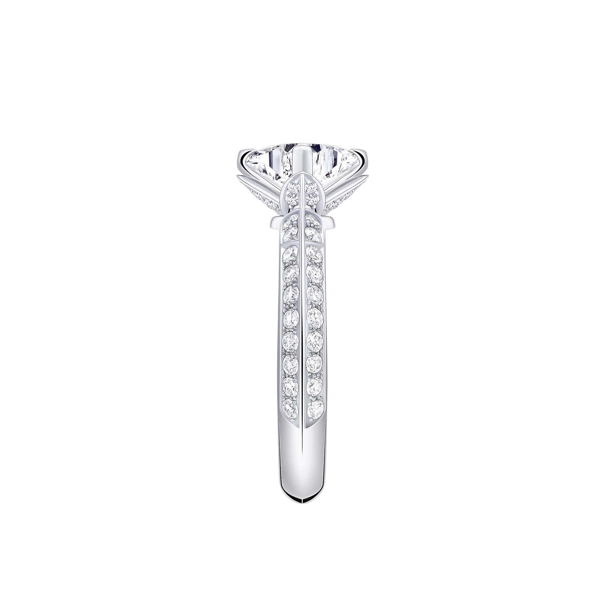 LV Diamonds Pavé Solitaire LV Monogram Star Cut Diamond Ring - 4