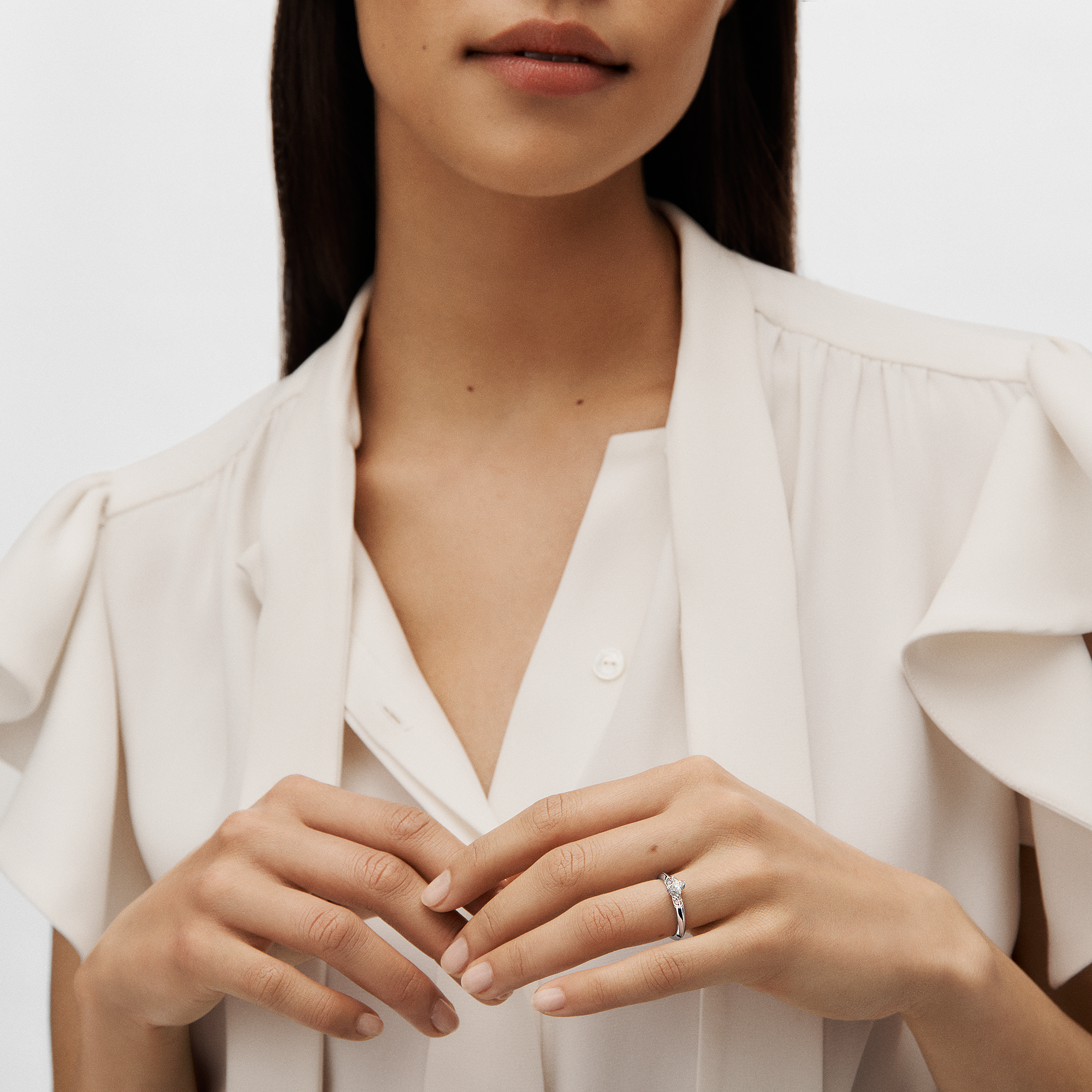 LV Diamonds Solitaire LV Monogram Star Cut Diamond Ring - 6