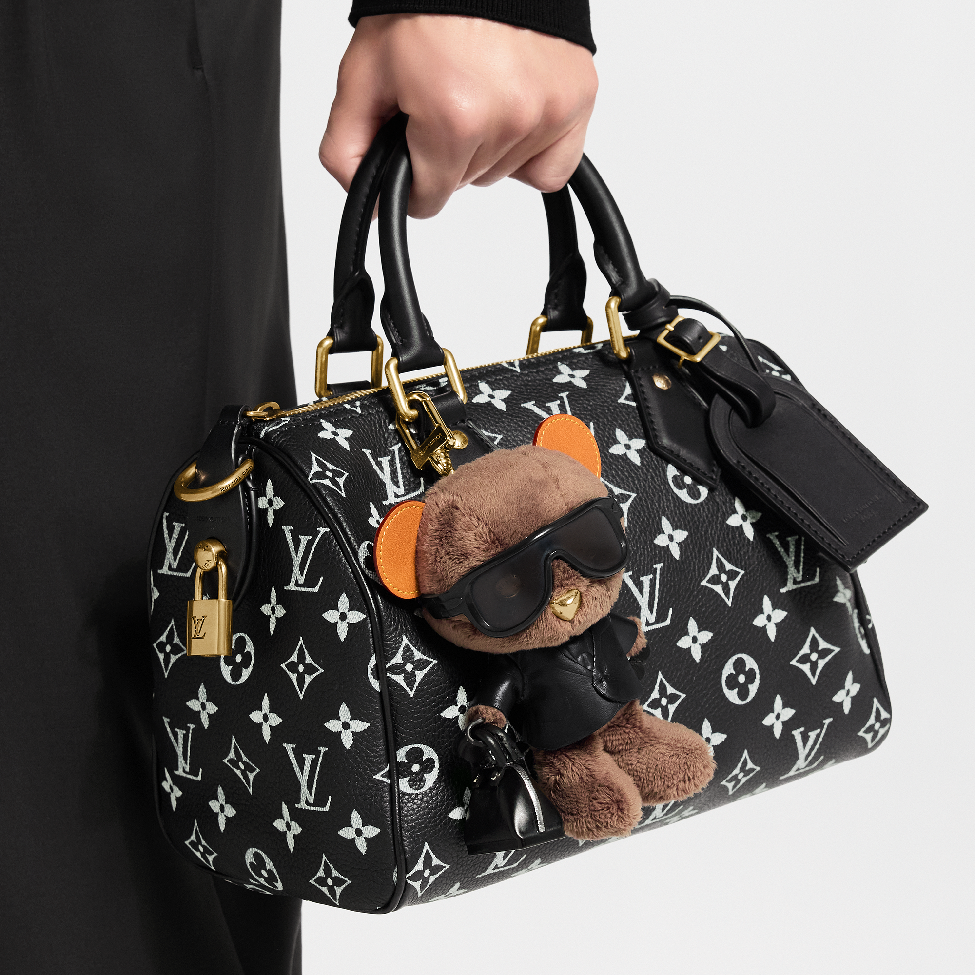 LV LOUIS BEAR Bag Charm - 2