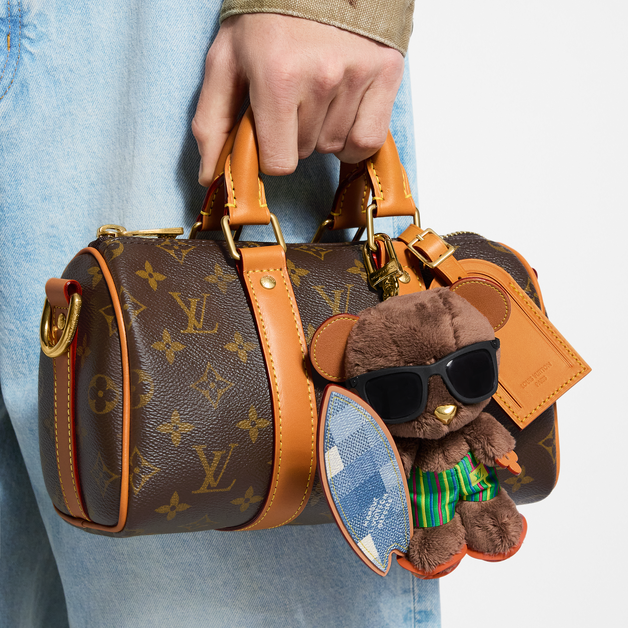 LV LOUIS BEAR SURF Bag Accessory - 2