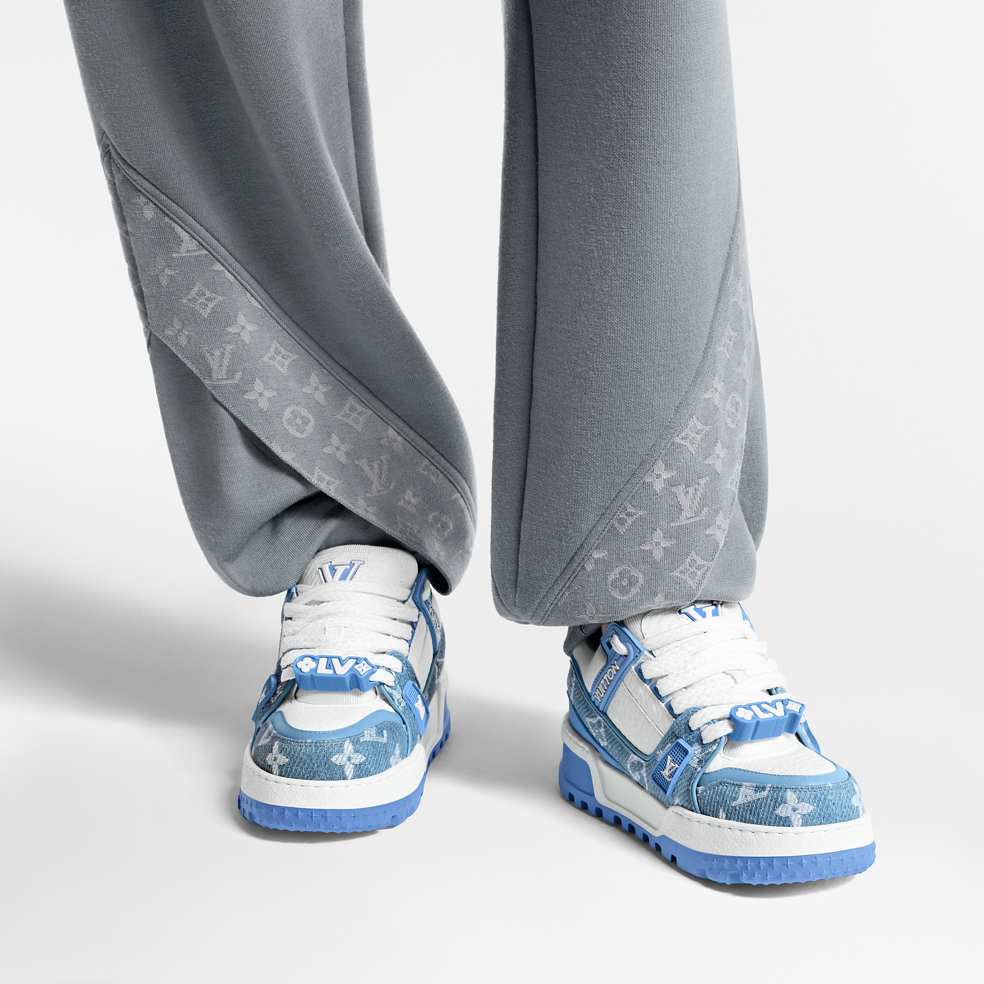 LV TRAINER MAXI 运动鞋 - LV | 路易威登LOUIS VUITTON官方线上旗舰店