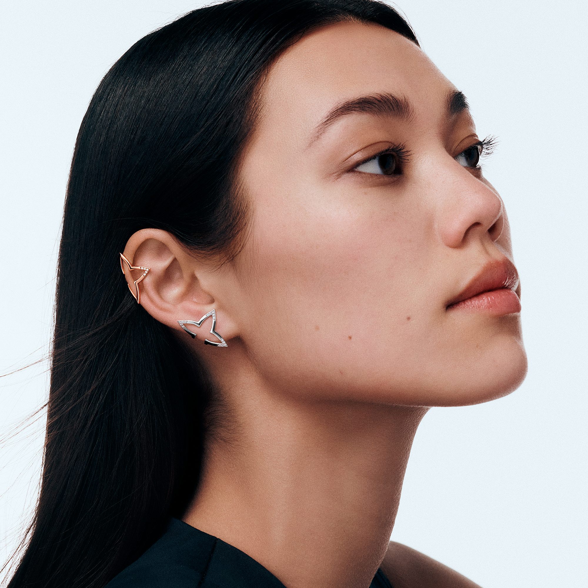 OMBRE BLOSSOM 18K Gold Diamond Ear Clips - 5