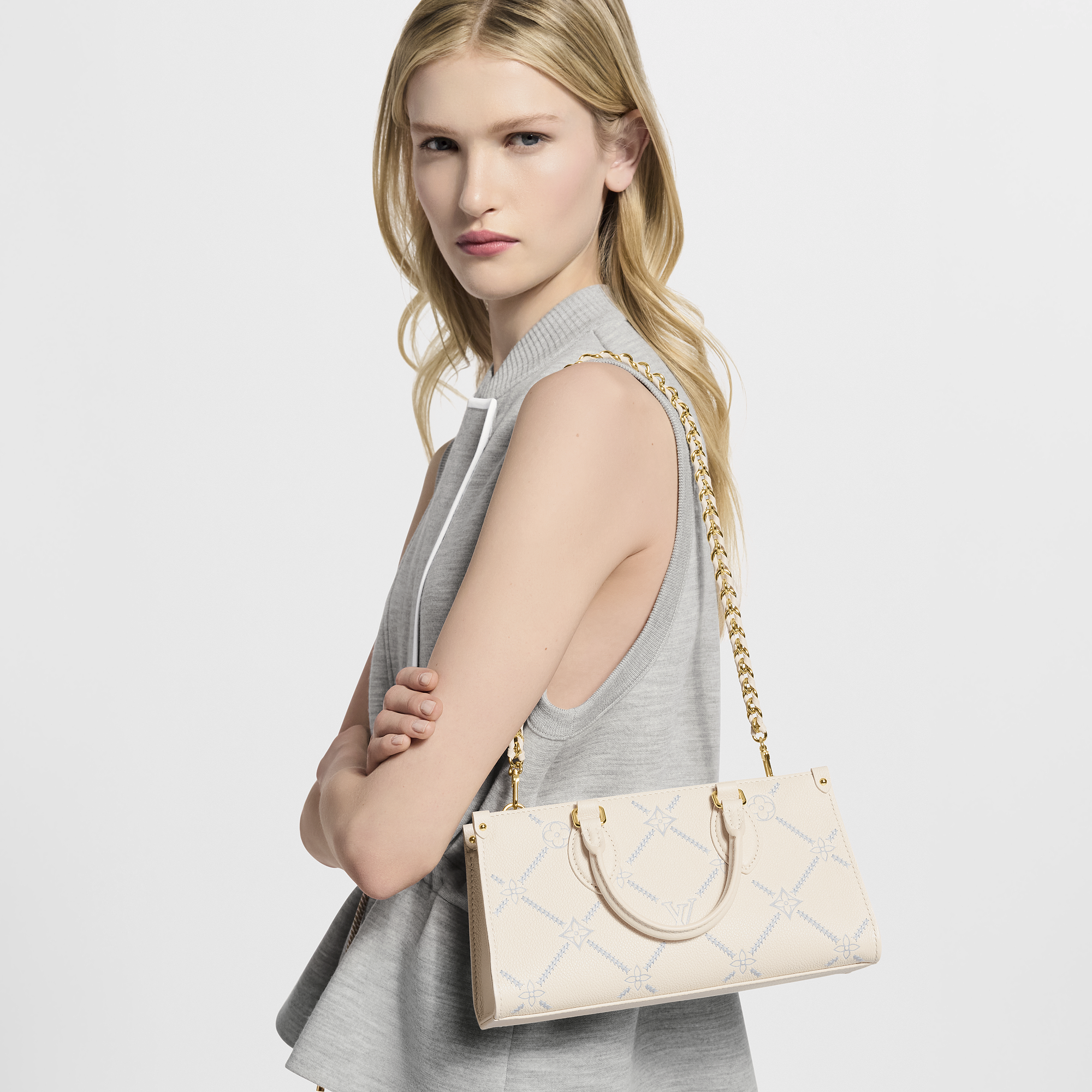 ONTHEGO EAST WEST Handbag - 7