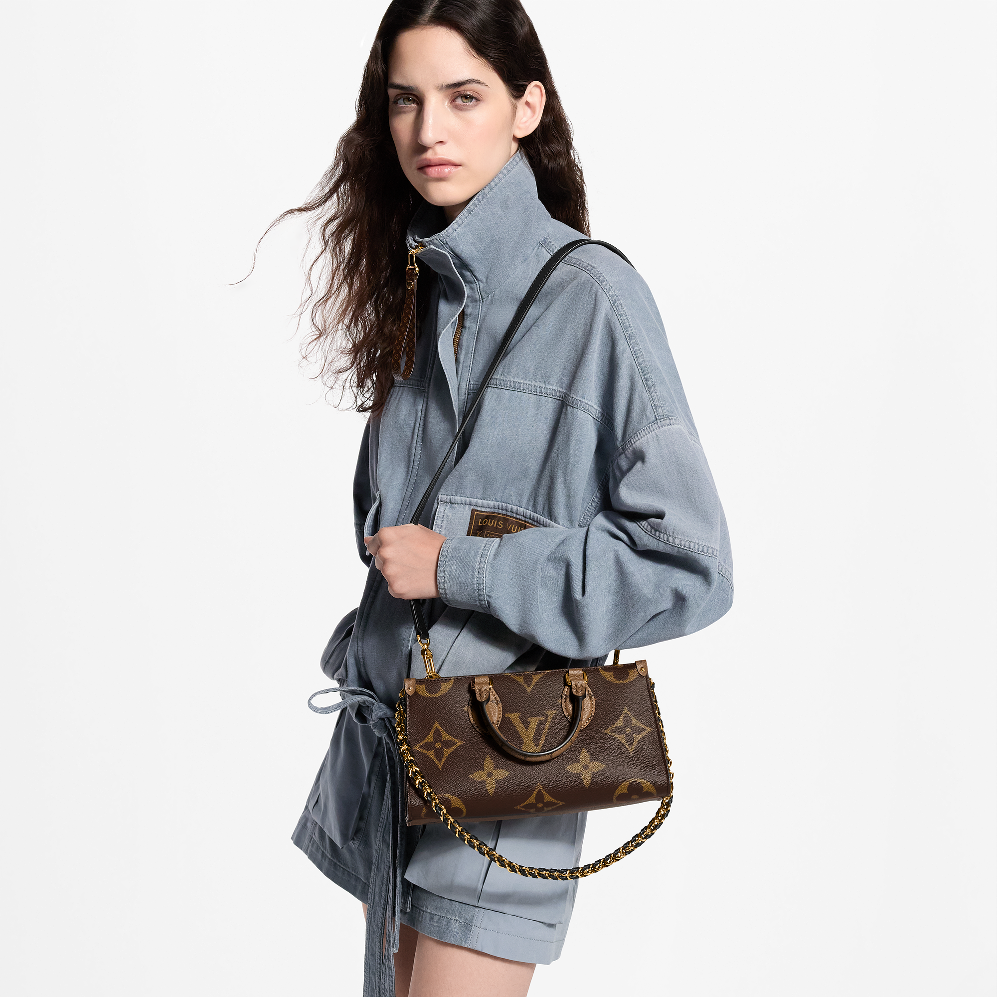 ONTHEGO EAST WEST CHAIN Handbag - 7