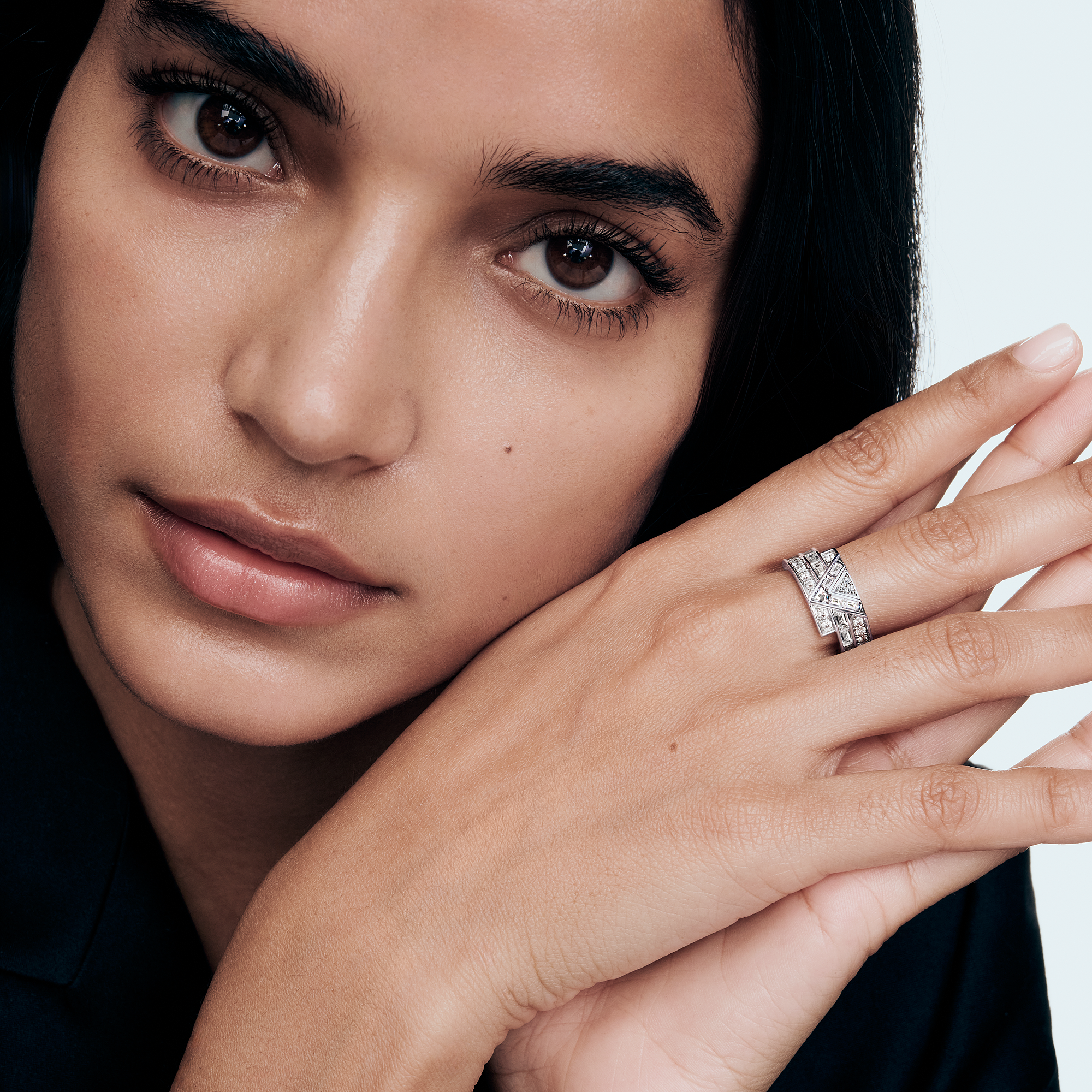 PURE V 18K Gold Diamond Ring - 2