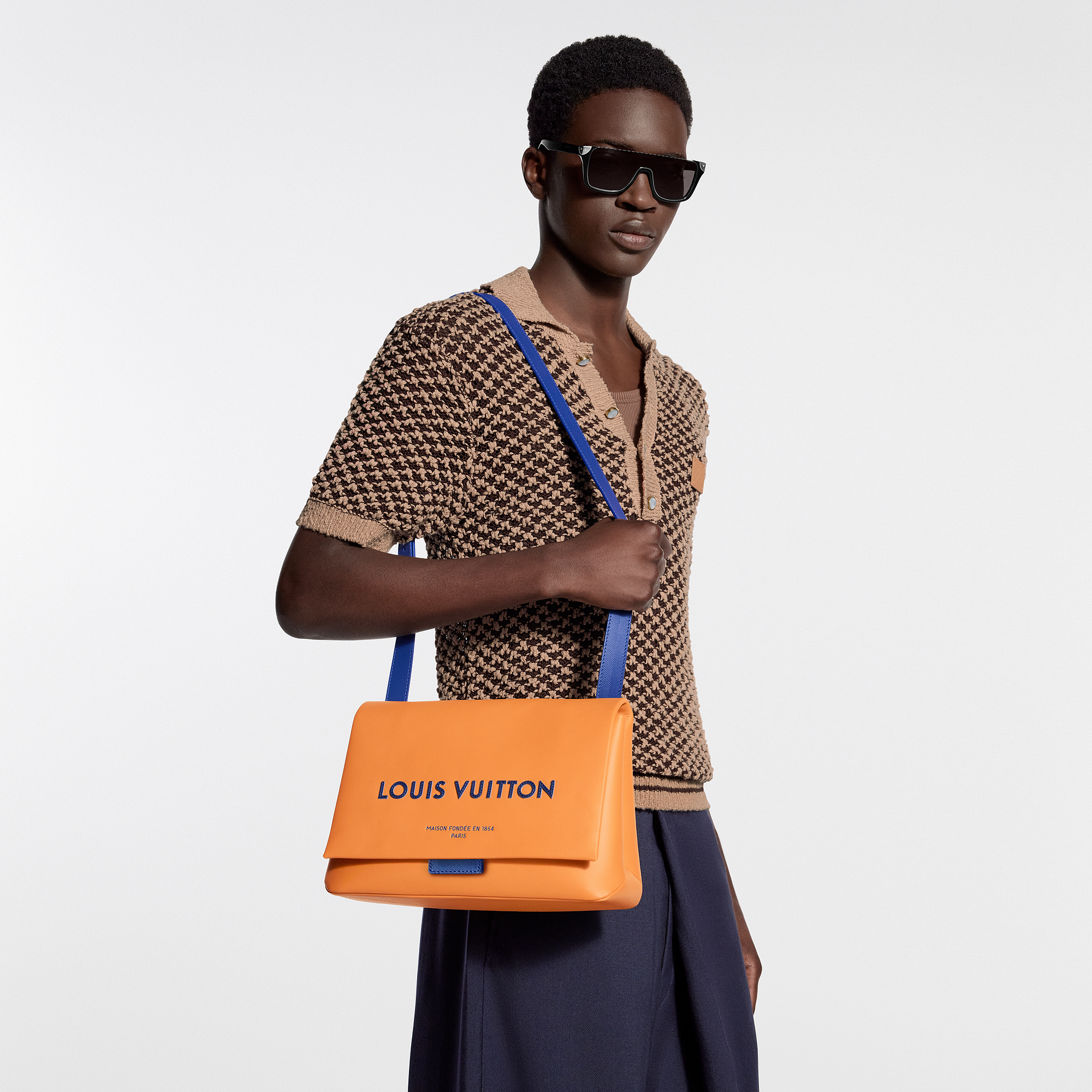 TAKE OUT messenger bag - 2