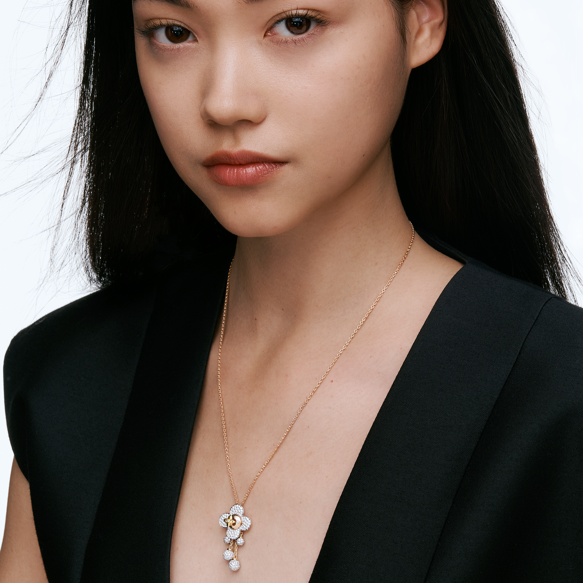 VIVIENNE 18K GOLD DIAMOND NECKLACE - 2