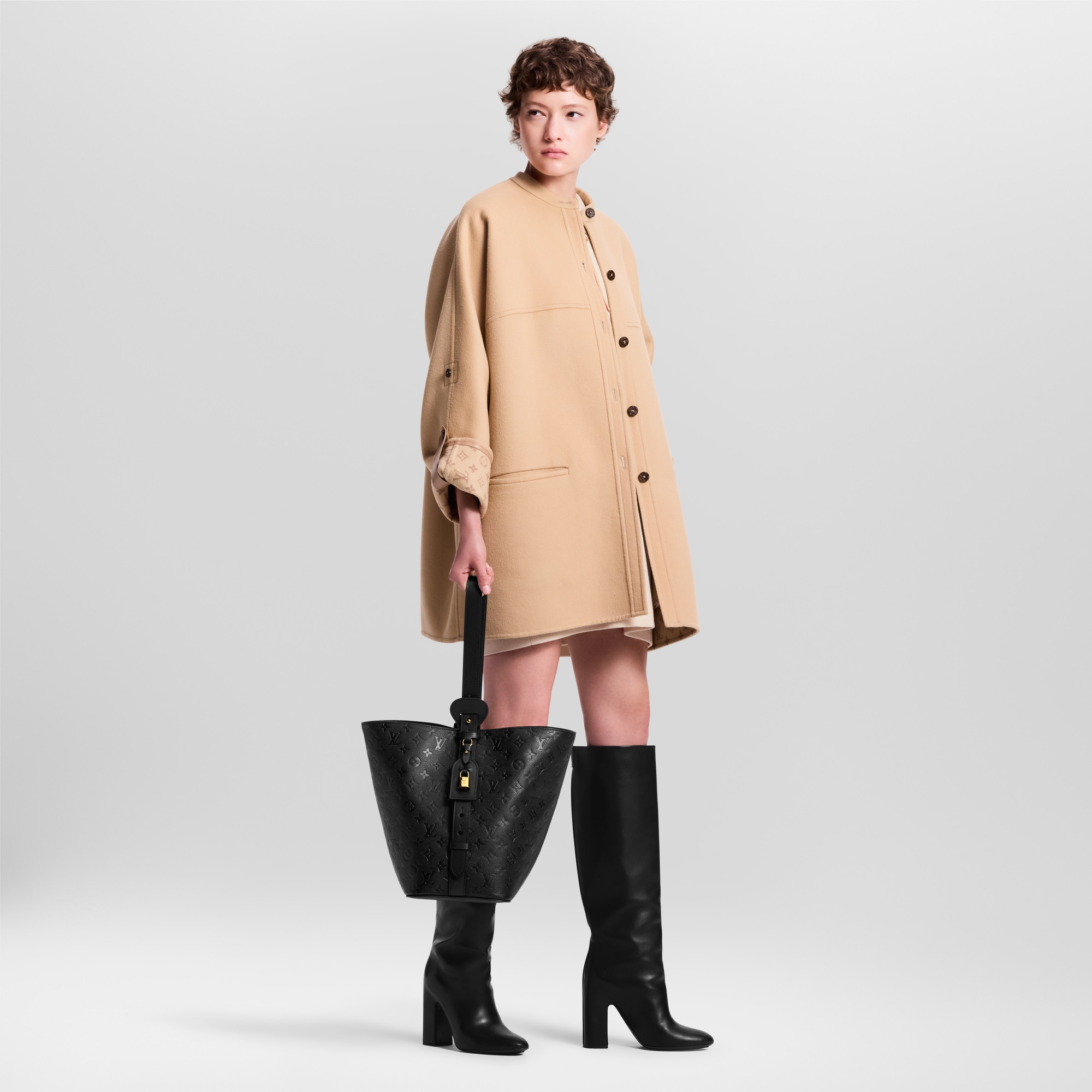 LV} - LVMonogram Empreinte - LV女士时尚手袋 | 路易威登LOUIS VUITTON官网 (产品缩放)