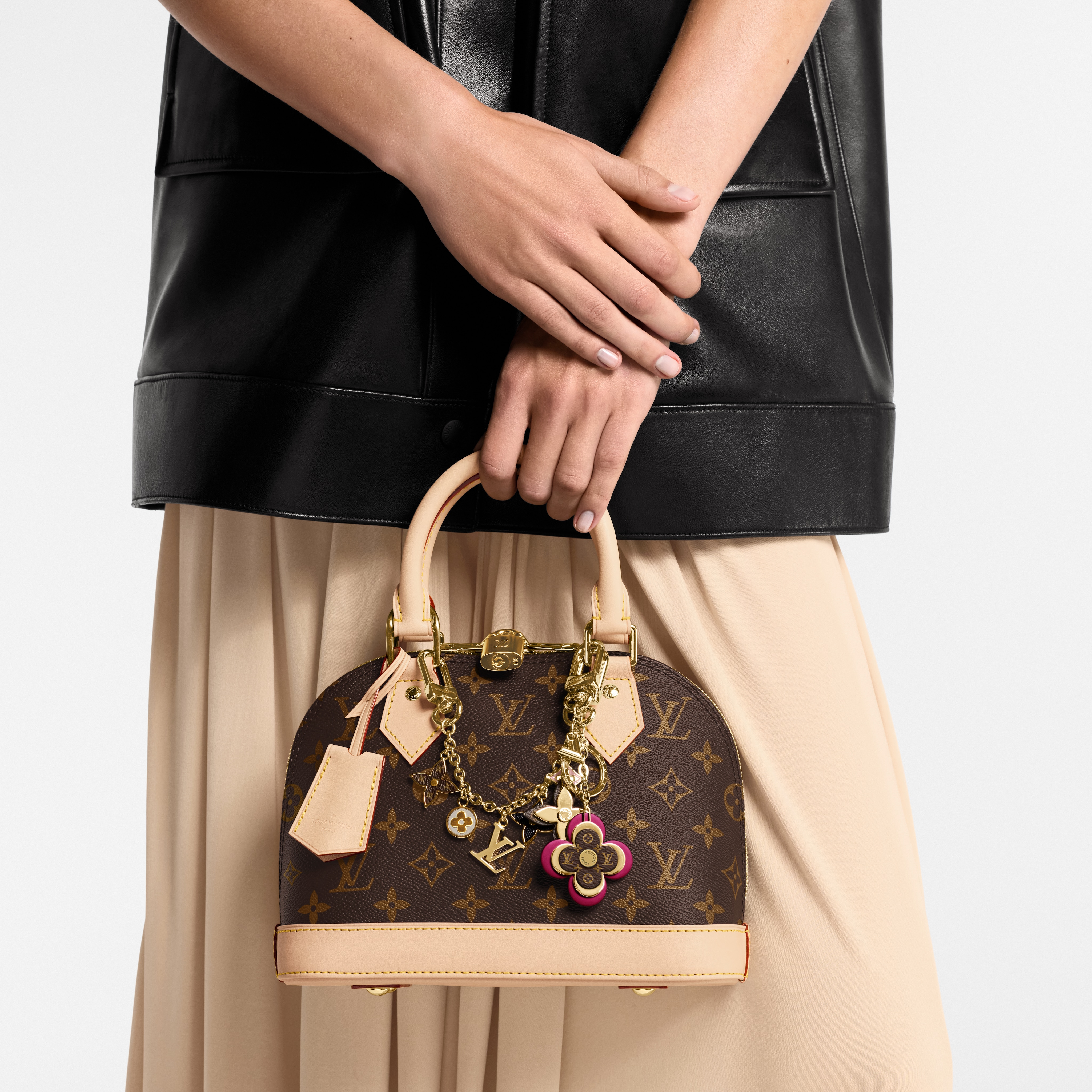 LV} - LVMonogram - LV女士时尚手袋 | 路易威登LOUIS VUITTON官网 (产品缩放)