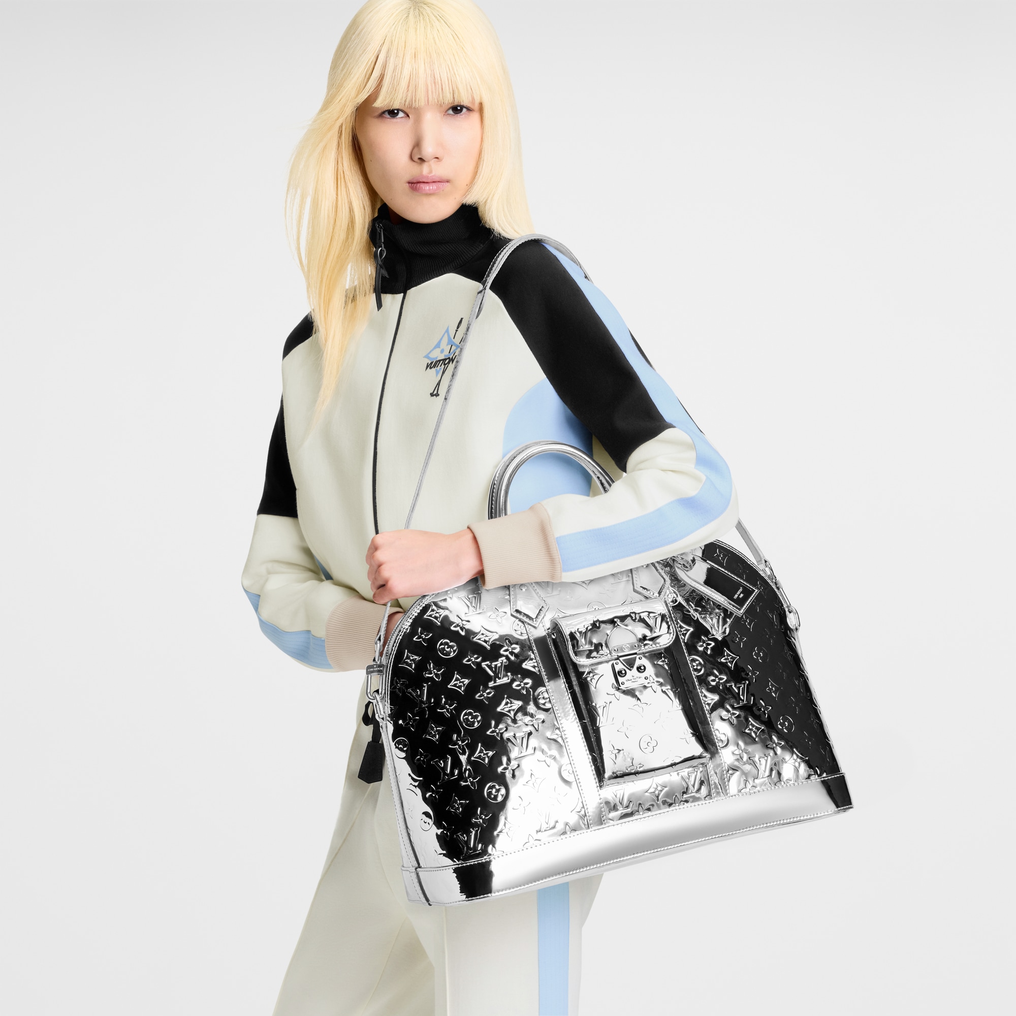 LV} - LV - LV女士旅行用品 | 路易威登LOUIS VUITTON官网 (产品缩放)