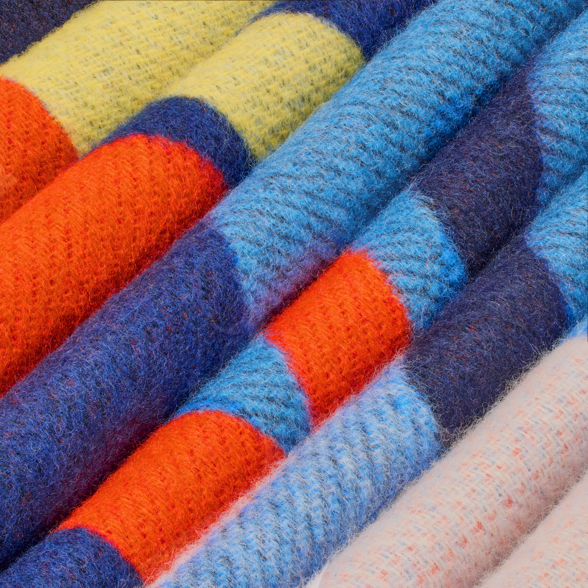 LV} - LV - LV硬箱、旅行和家居家居和餐桌艺术 | 路易威登LOUIS VUITTON官网 (产品缩放)