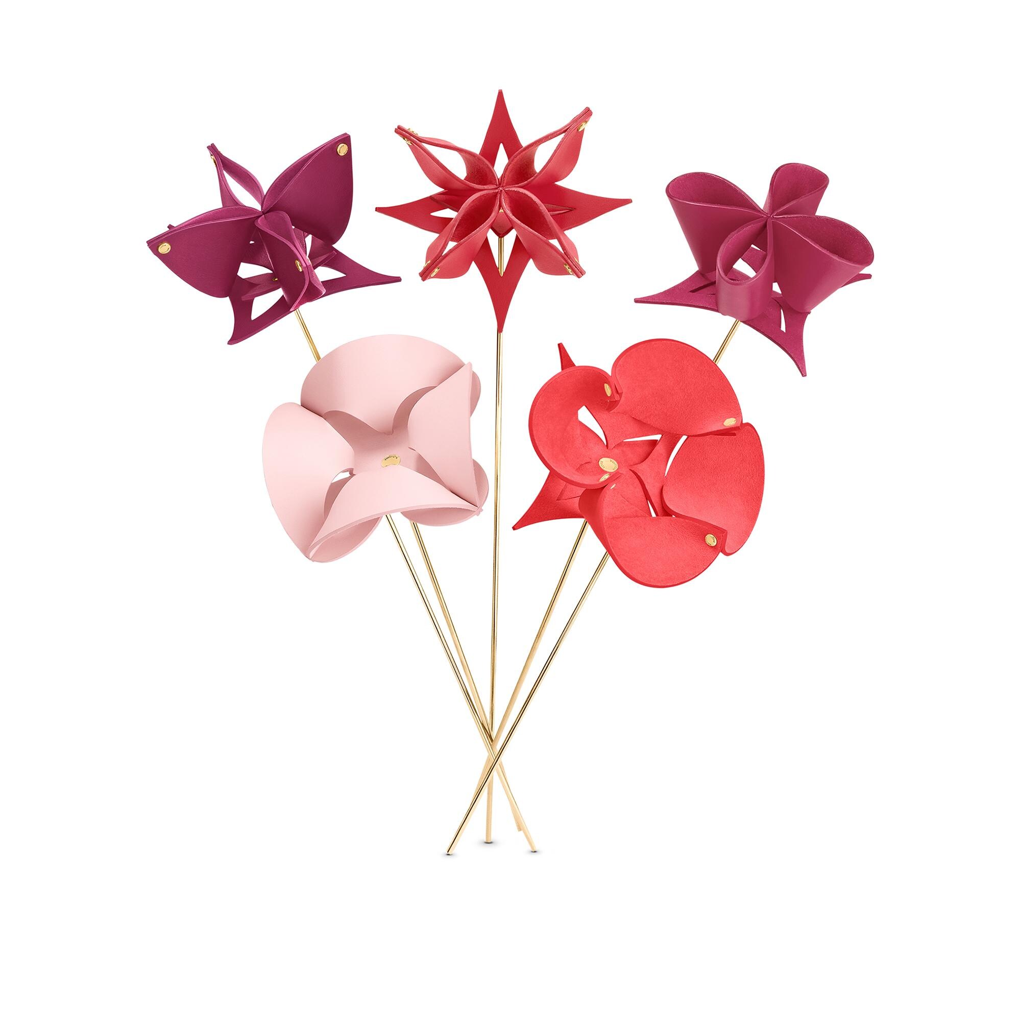 LV} - LV - LV硬箱、旅行和家居家居和餐桌艺术 | 路易威登LOUIS VUITTON官网 (产品缩放)