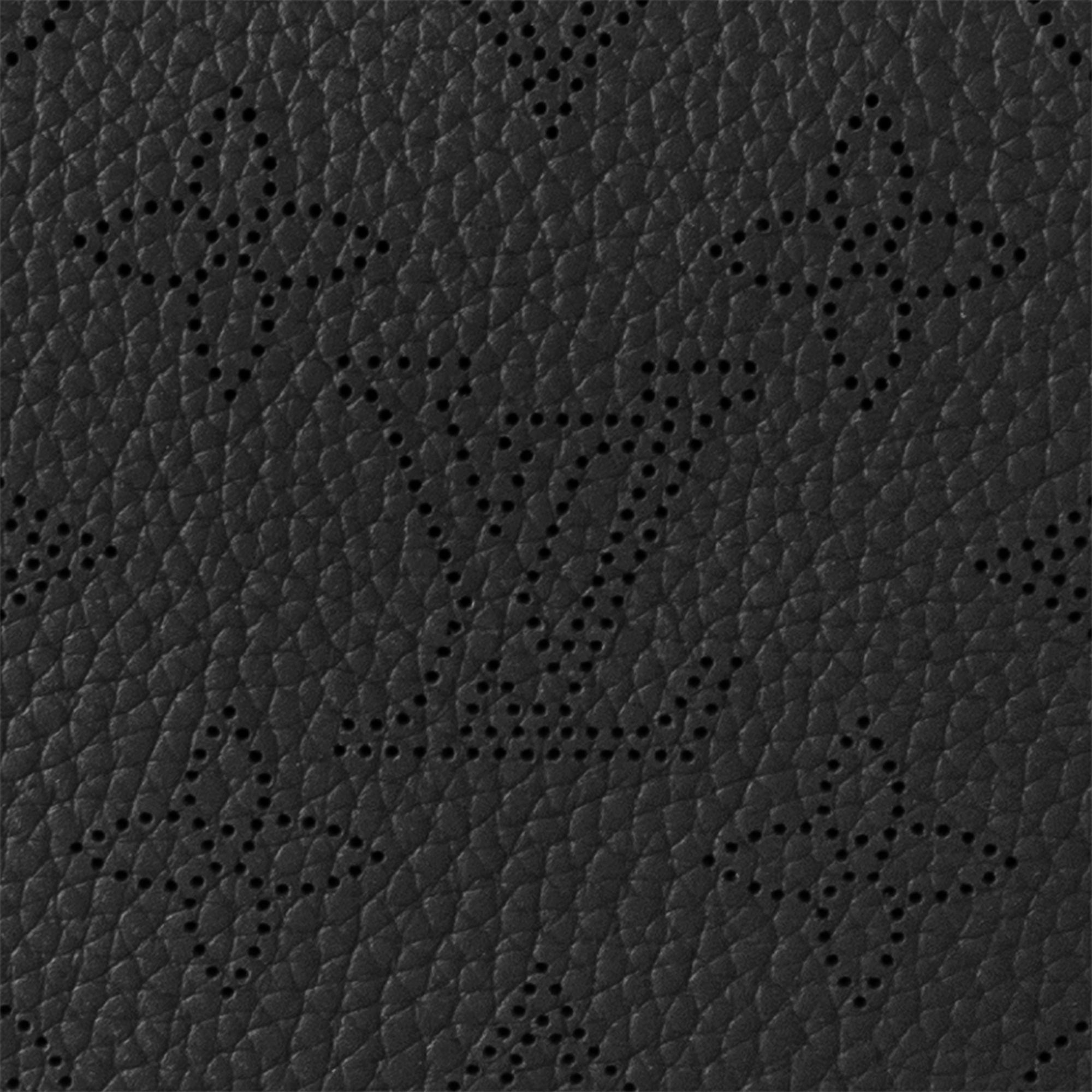 LV} - LVMahina - LV女士时尚手袋 | 路易威登LOUIS VUITTON官网 (产品缩放)
