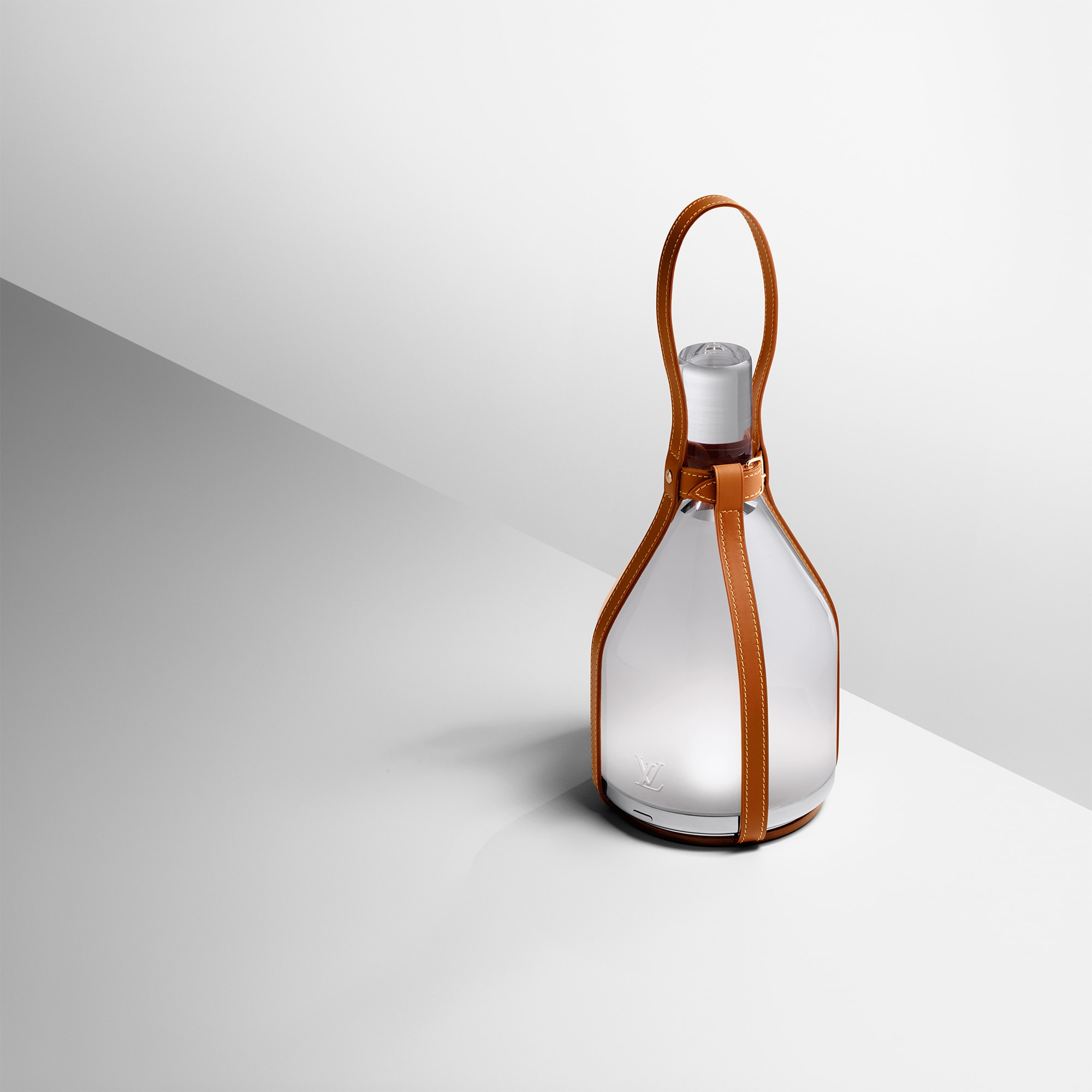 LV} - LVMonogram - LV硬箱、旅行和家居家居和餐桌艺术 | 路易威登LOUIS VUITTON官网 (产品缩放)