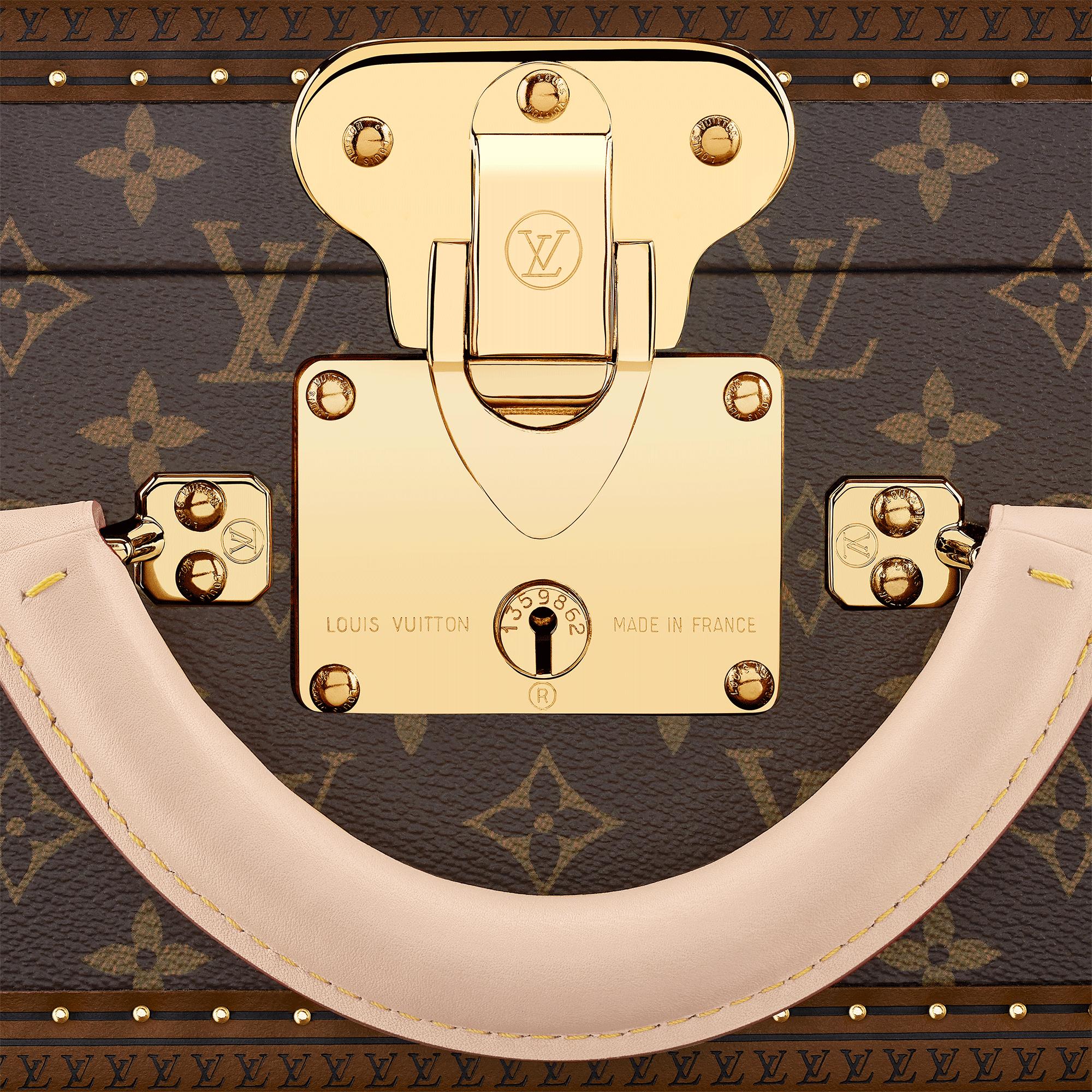 LV} - LVMonogram - LVLes Extraordinaires硬箱系列 | 路易威登LOUIS VUITTON官网 (产品缩放)