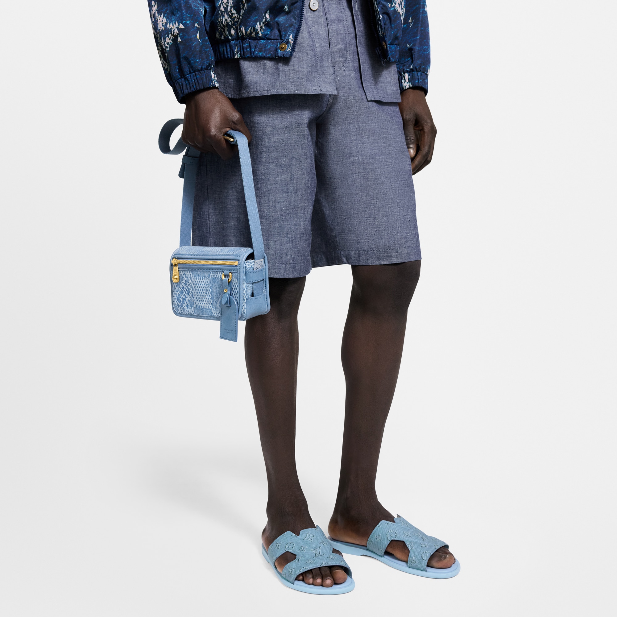 LV} - LVDamier Other - LV男士小型皮具 | 路易威登LOUIS VUITTON官网 (产品缩放)