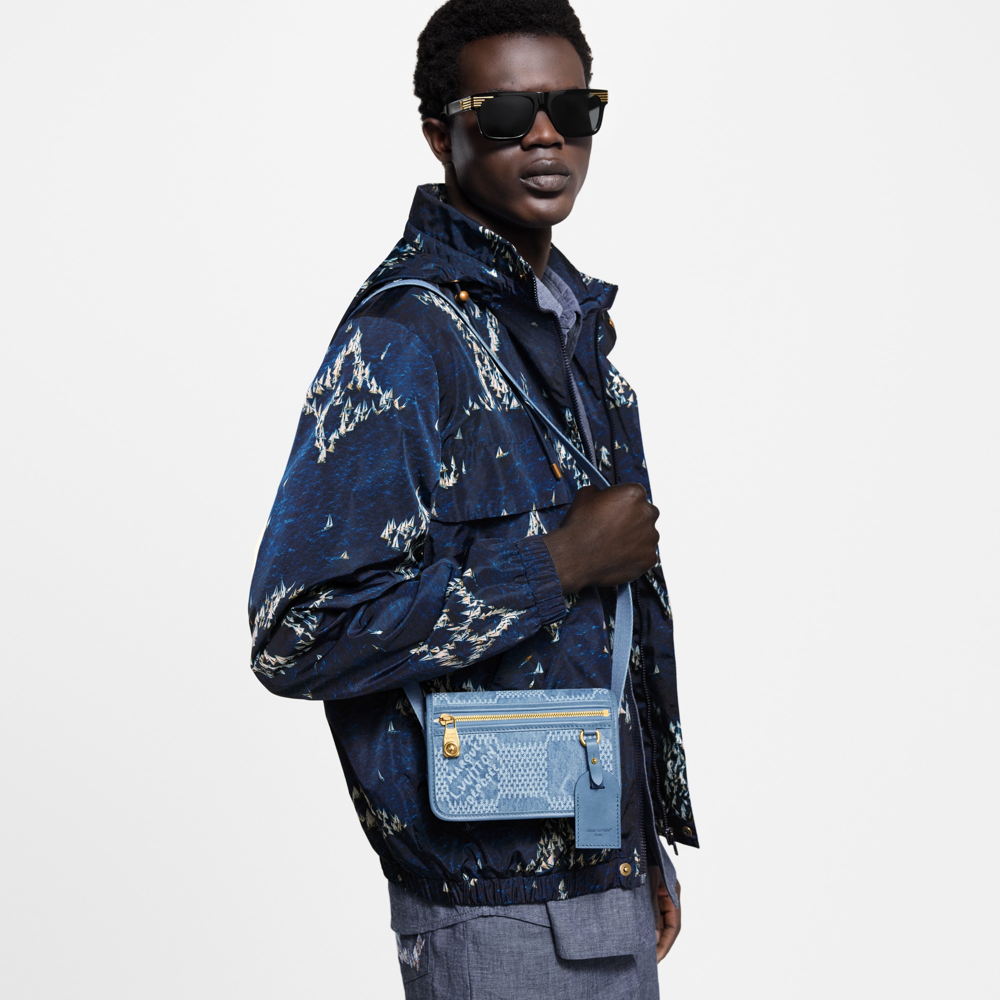 LV} - LVDamier Other - LV男士小型皮具 | 路易威登LOUIS VUITTON官网 (产品缩放)