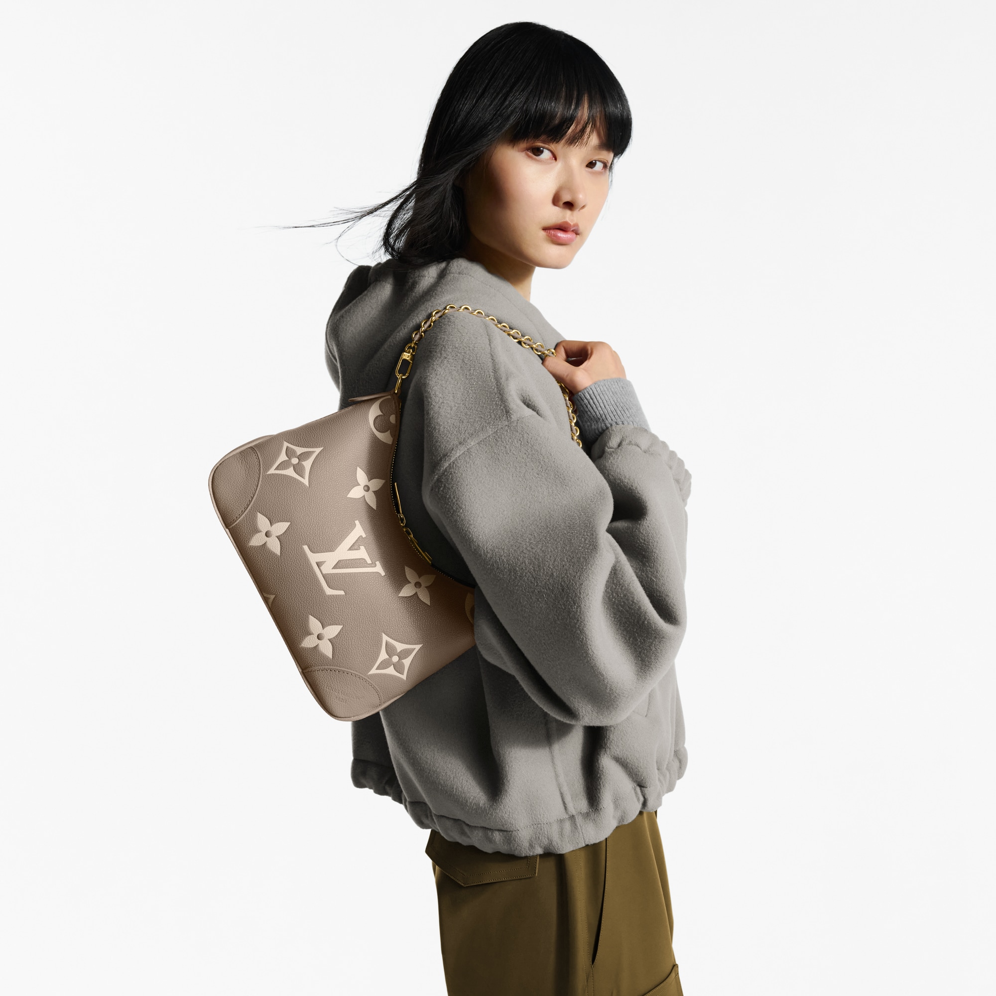 LV} - LVBicolor Monogram Empreinte Leather - LV女士时尚手袋 | 路易威登LOUIS VUITTON官网 (产品缩放)