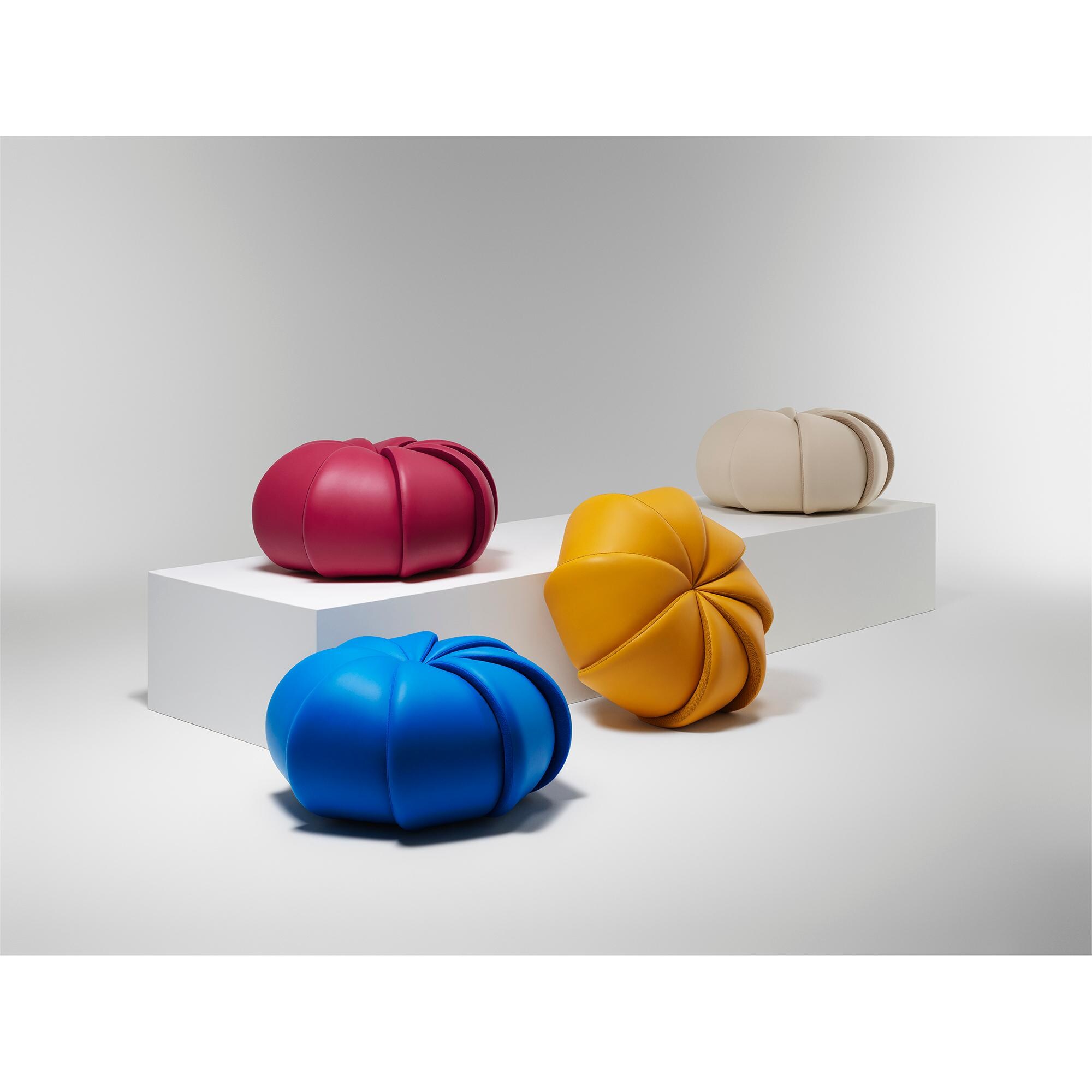 LV} - LV - LV硬箱、旅行和家居家居和餐桌艺术 | 路易威登LOUIS VUITTON官网 (产品缩放)