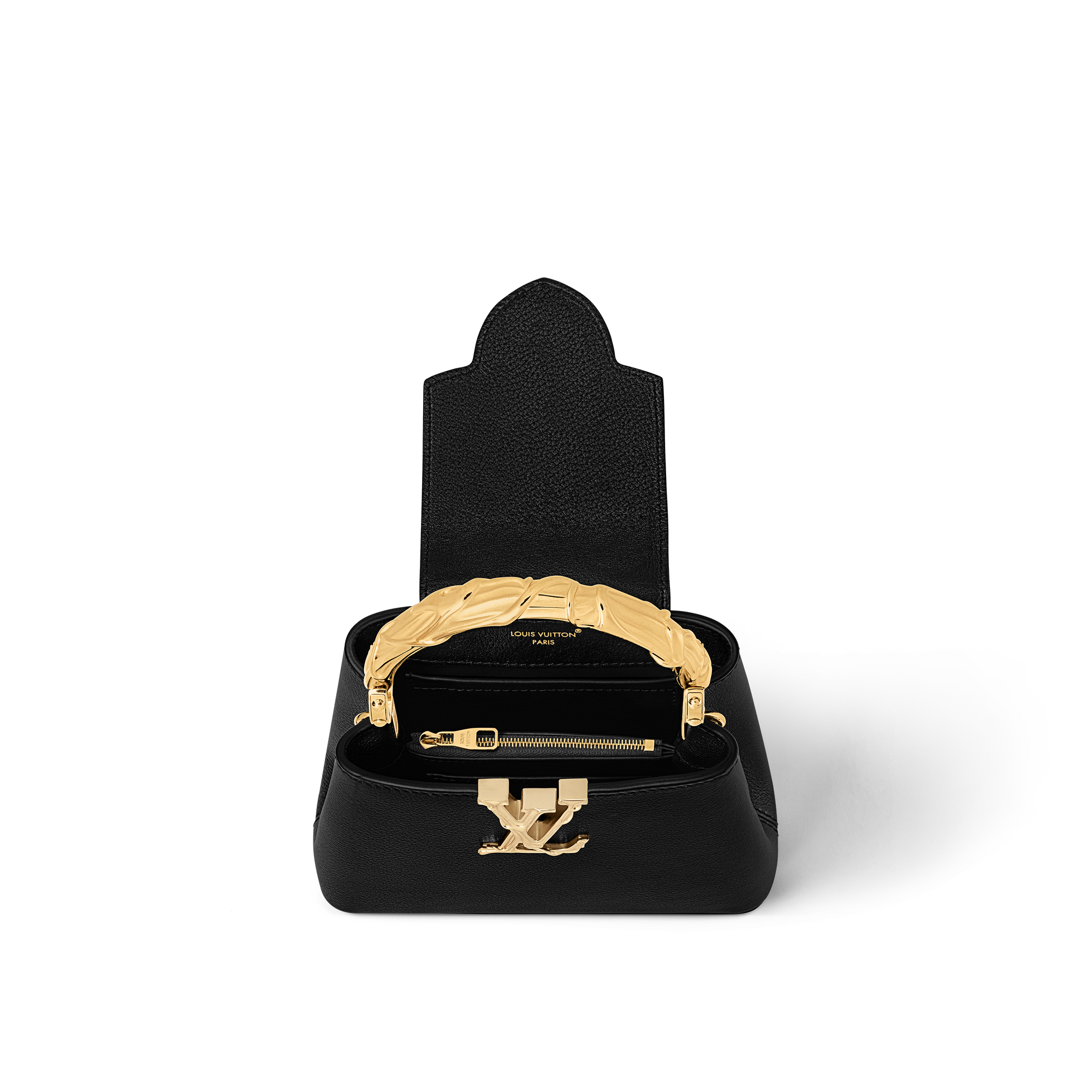LV} - LVCapucines - LVLes Extraordinaires包袋与旅行用品 | 路易威登LOUIS VUITTON官网 (产品缩放)