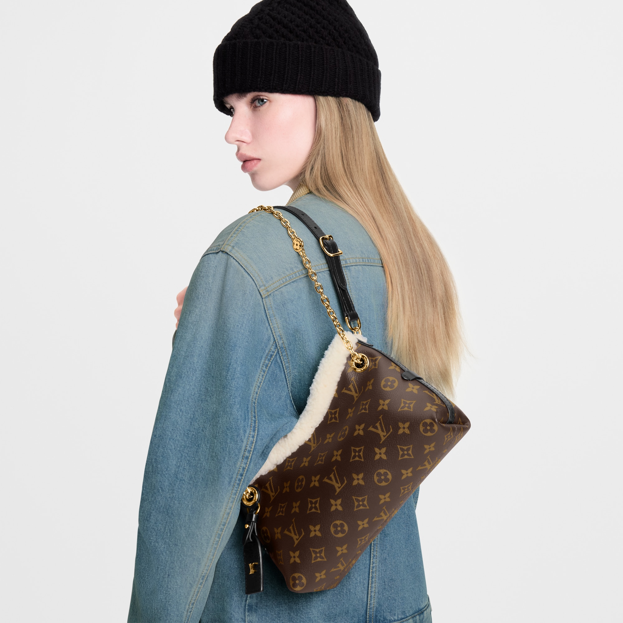 LV} - LVH33 - LV女士时尚手袋 | 路易威登LOUIS VUITTON官网 (产品缩放)