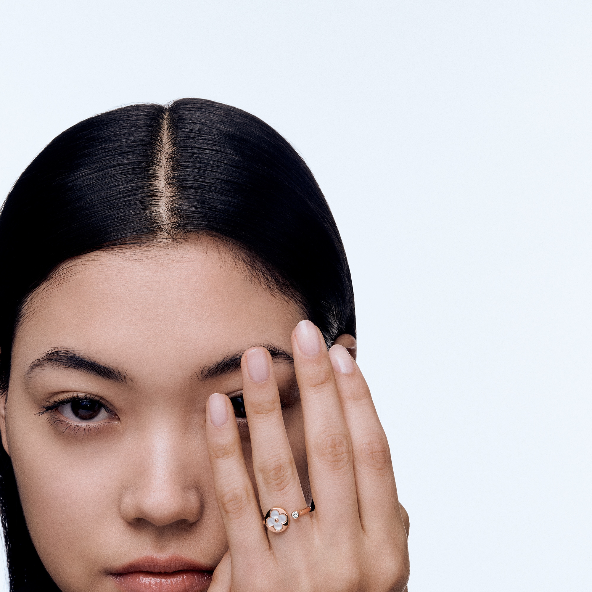 LV} - LV - LV珠宝按类别浏览 | 路易威登LOUIS VUITTON官网 (产品缩放)