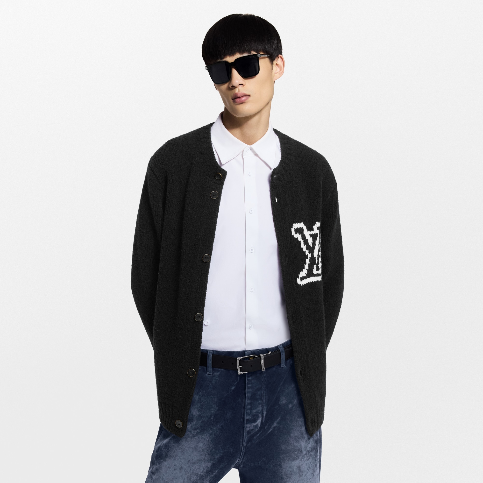 LV} - LV - LV男士配饰系列 | 路易威登LOUIS VUITTON官网 (产品缩放)