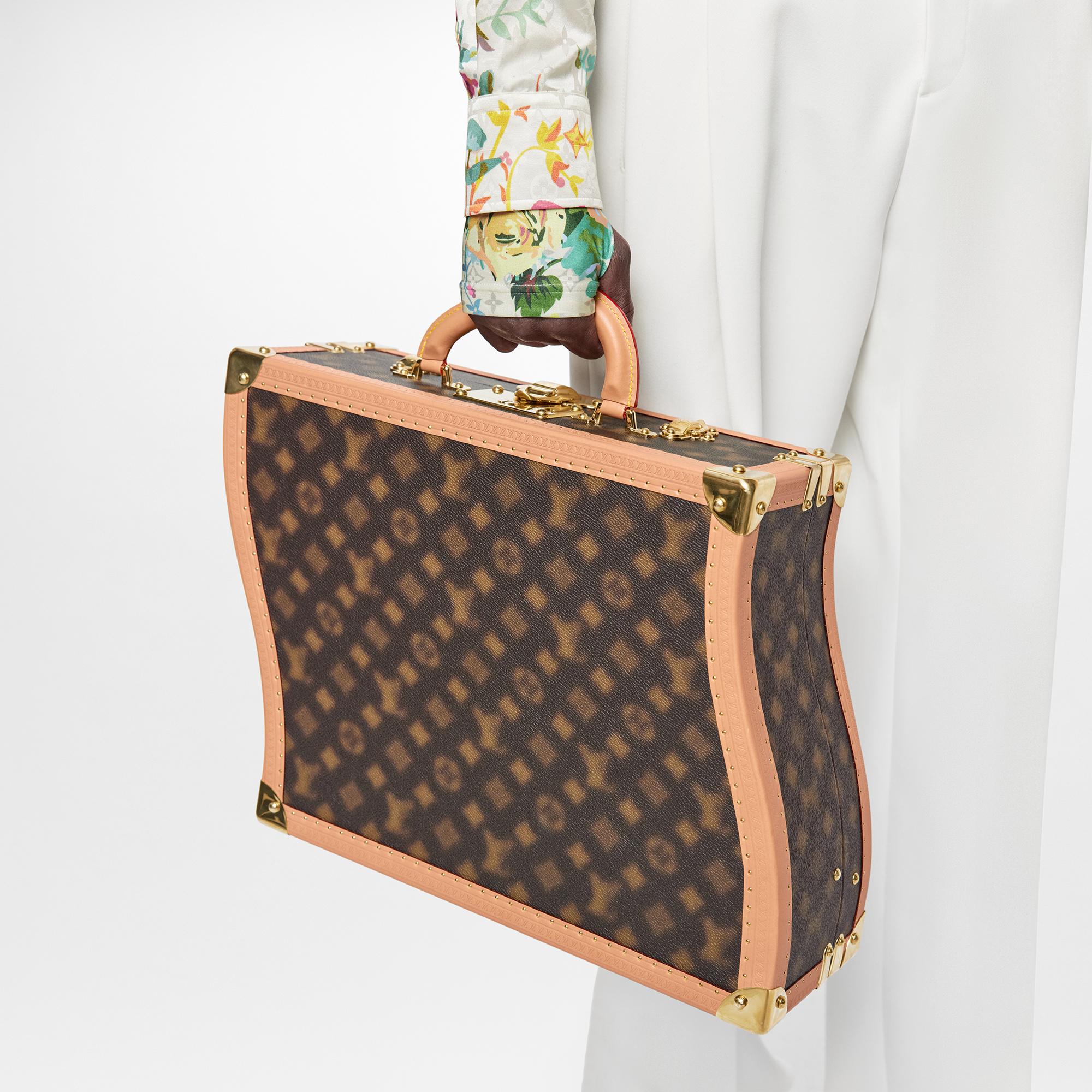 LV} - LVMonogram Other - LV男士Discontinued Product | 路易威登LOUIS VUITTON官网 (产品缩放)