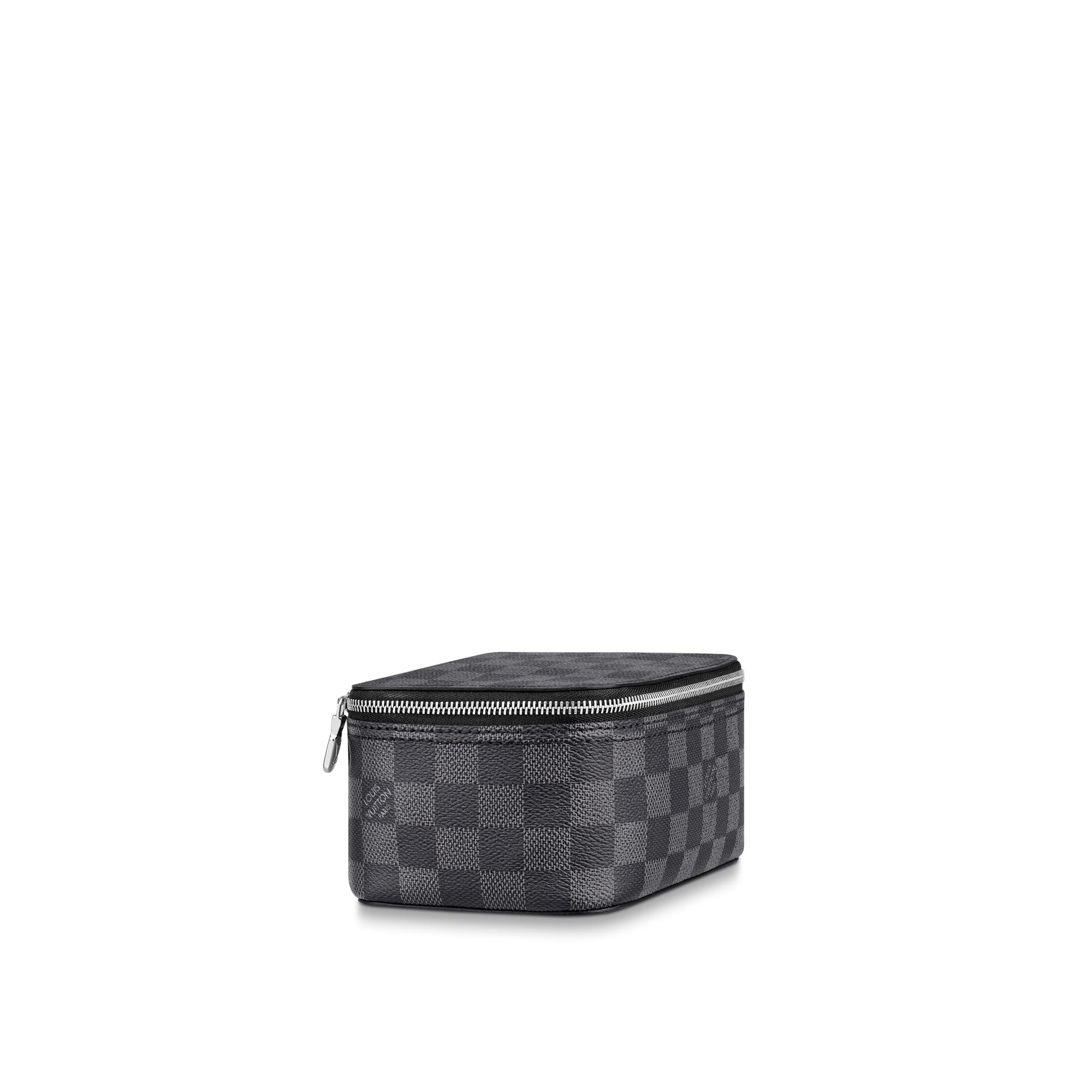 LV} - LVDamier Graphite - LV男士旅行用品 | 路易威登LOUIS VUITTON官网 (产品缩放)