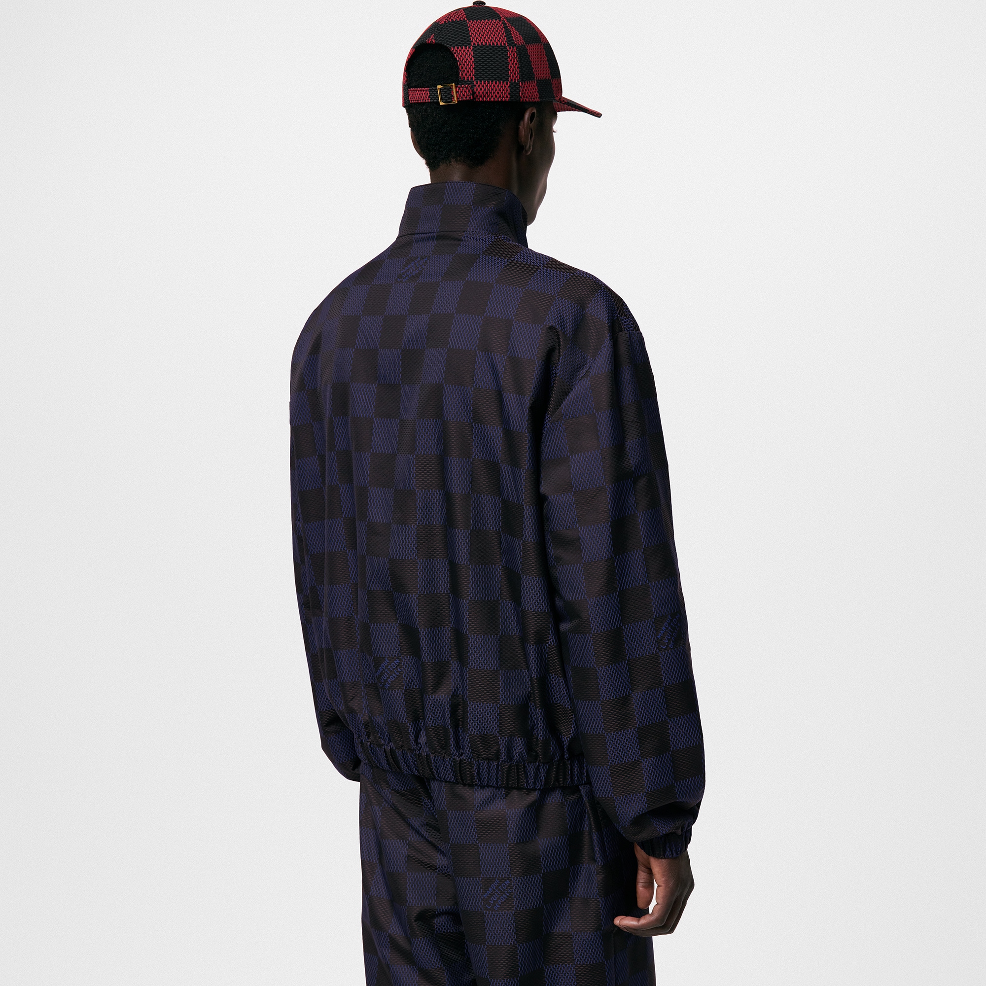 LV} - LV - LV男士高级成衣 | 路易威登LOUIS VUITTON官网 (产品缩放)