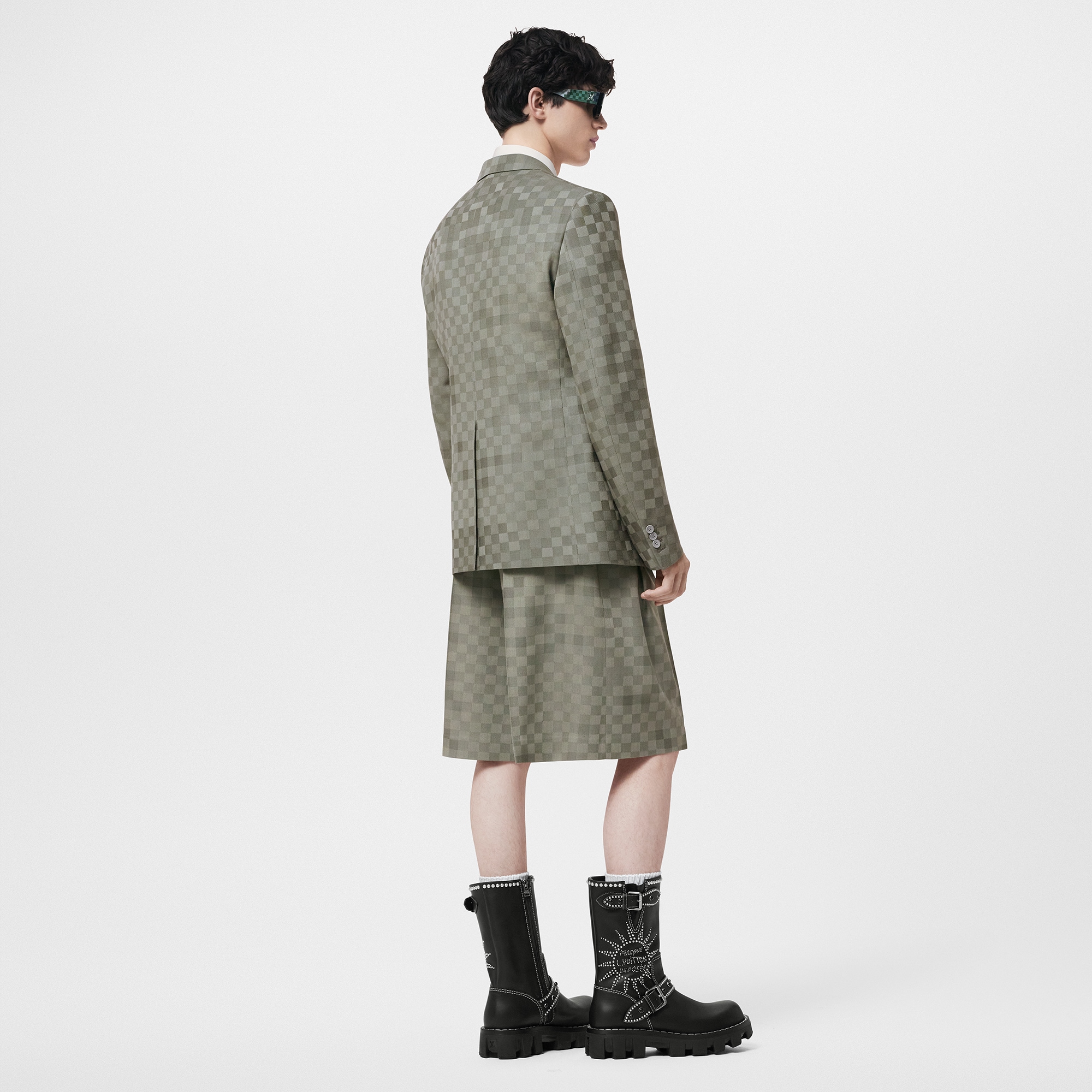 LV} - LV - LV男士高级成衣 | 路易威登LOUIS VUITTON官网 (产品缩放)
