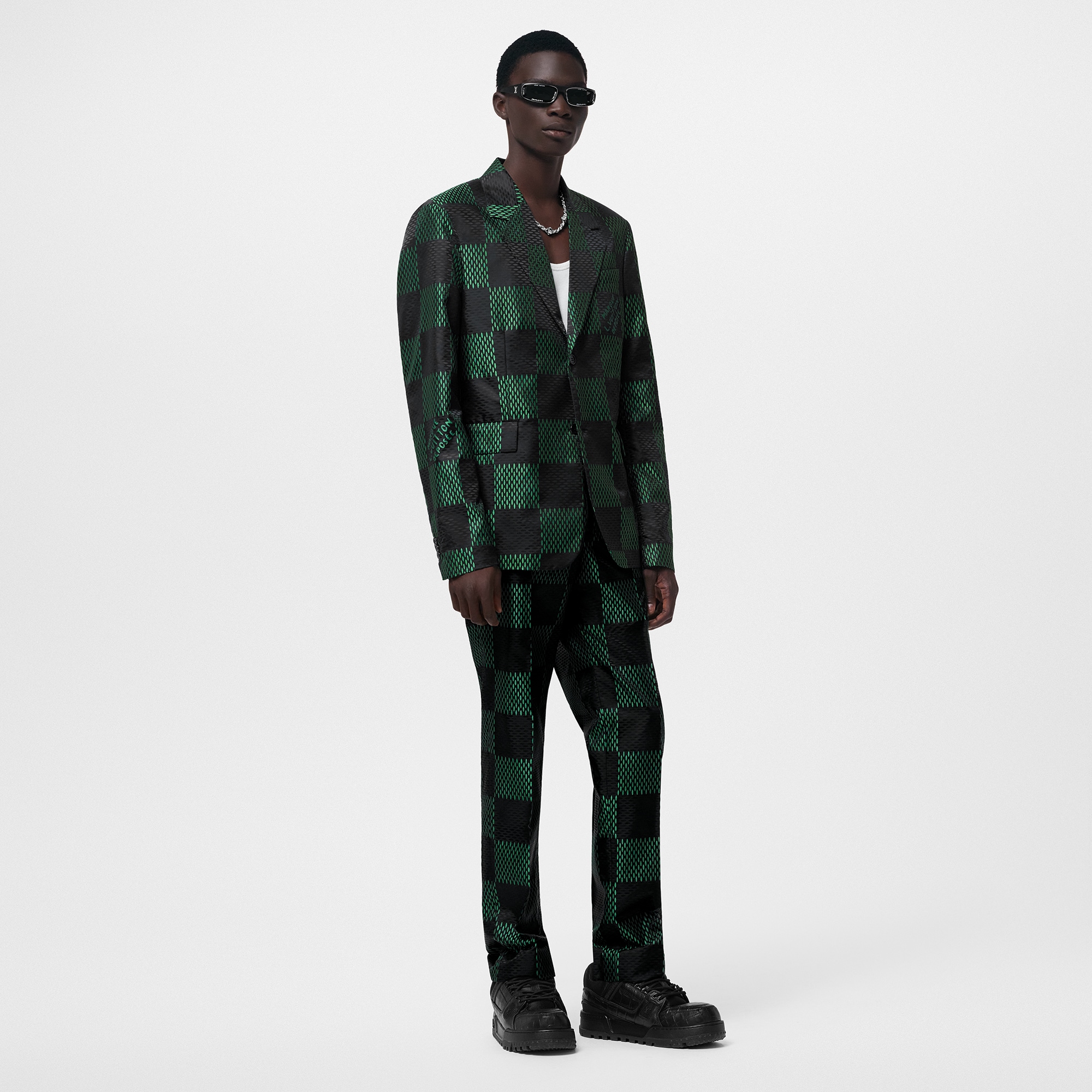 LV} - LV - LV男士Discontinued Product | 路易威登LOUIS VUITTON官网 (产品缩放)