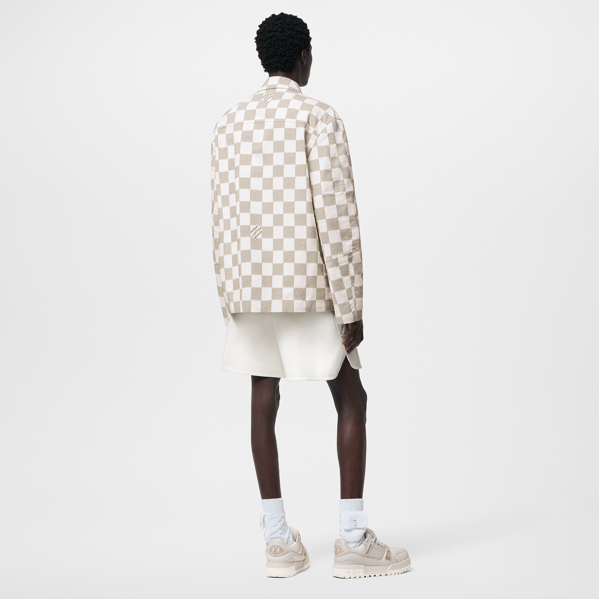 LV} - LV - LV男士Discontinued Product | 路易威登LOUIS VUITTON官网 (产品缩放)