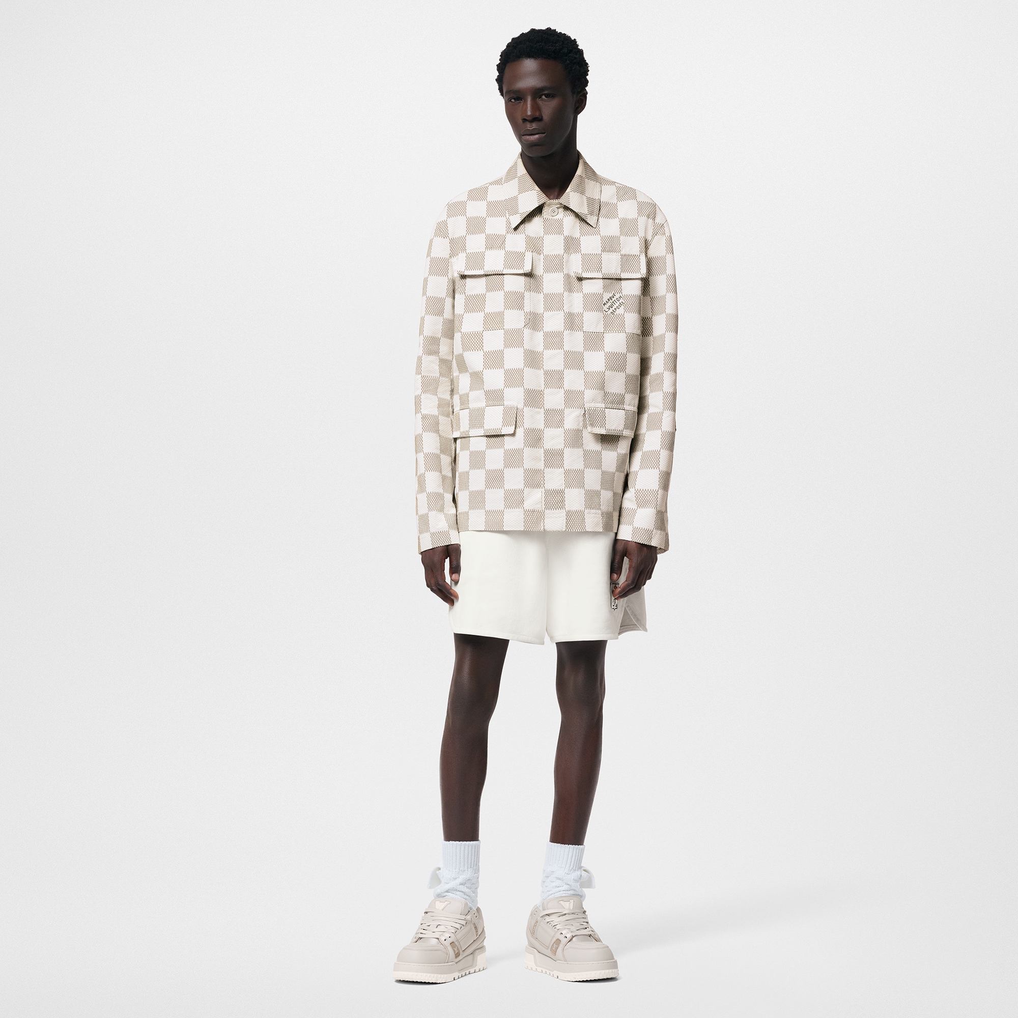 LV} - LV - LV男士Discontinued Product | 路易威登LOUIS VUITTON官网 (产品缩放)