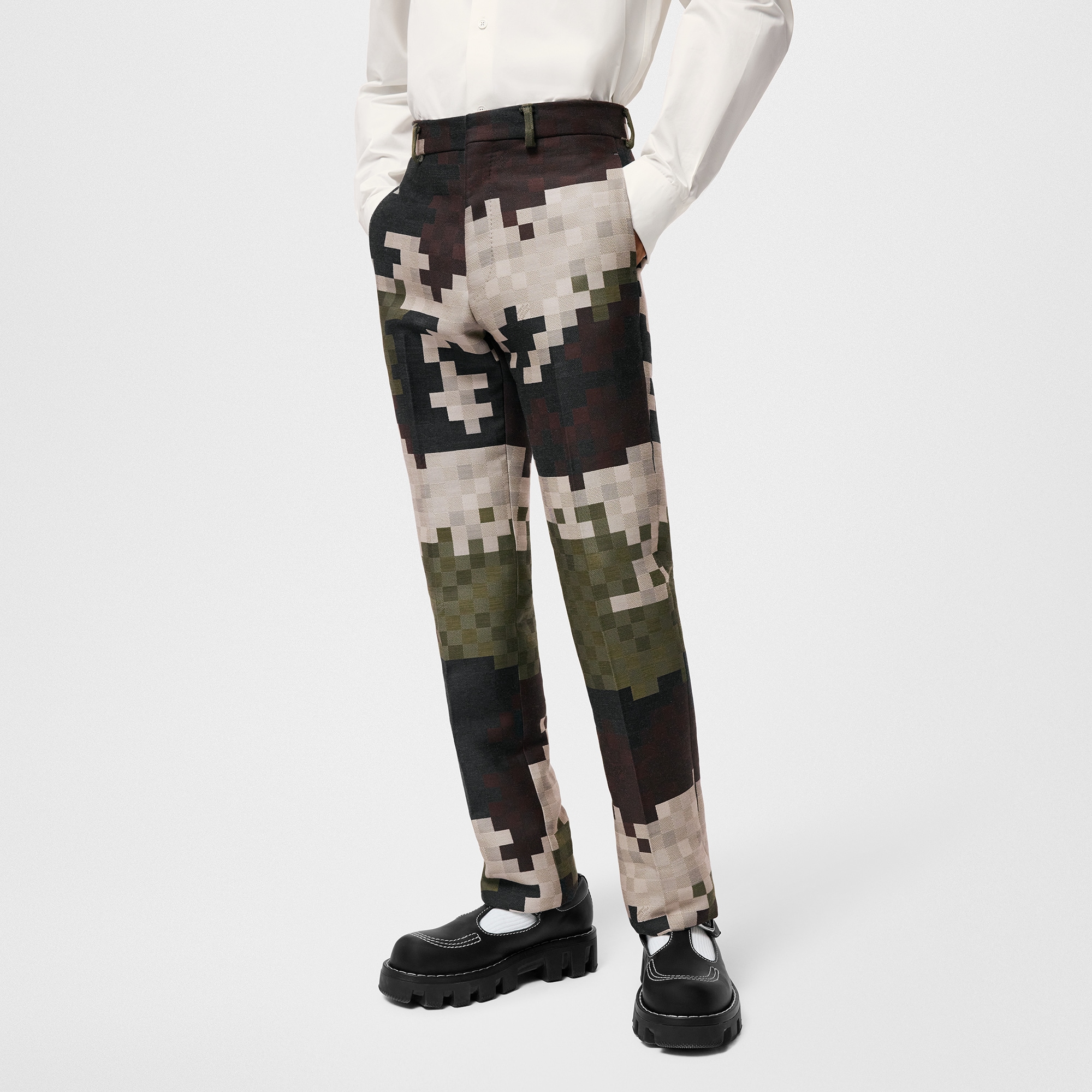 LV} - LV - LV男士Discontinued Product | 路易威登LOUIS VUITTON官网 (产品缩放)