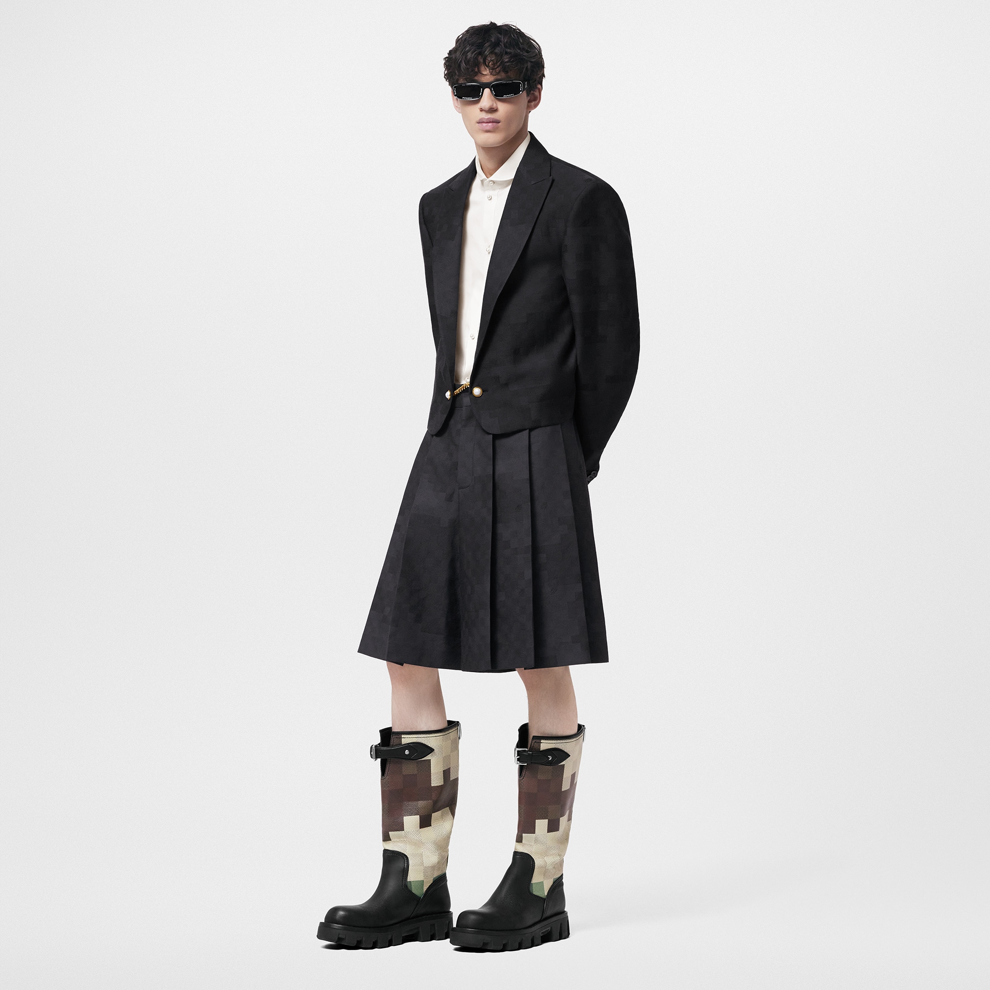 LV} - LV - LV男士高级成衣 | 路易威登LOUIS VUITTON官网 (产品缩放)