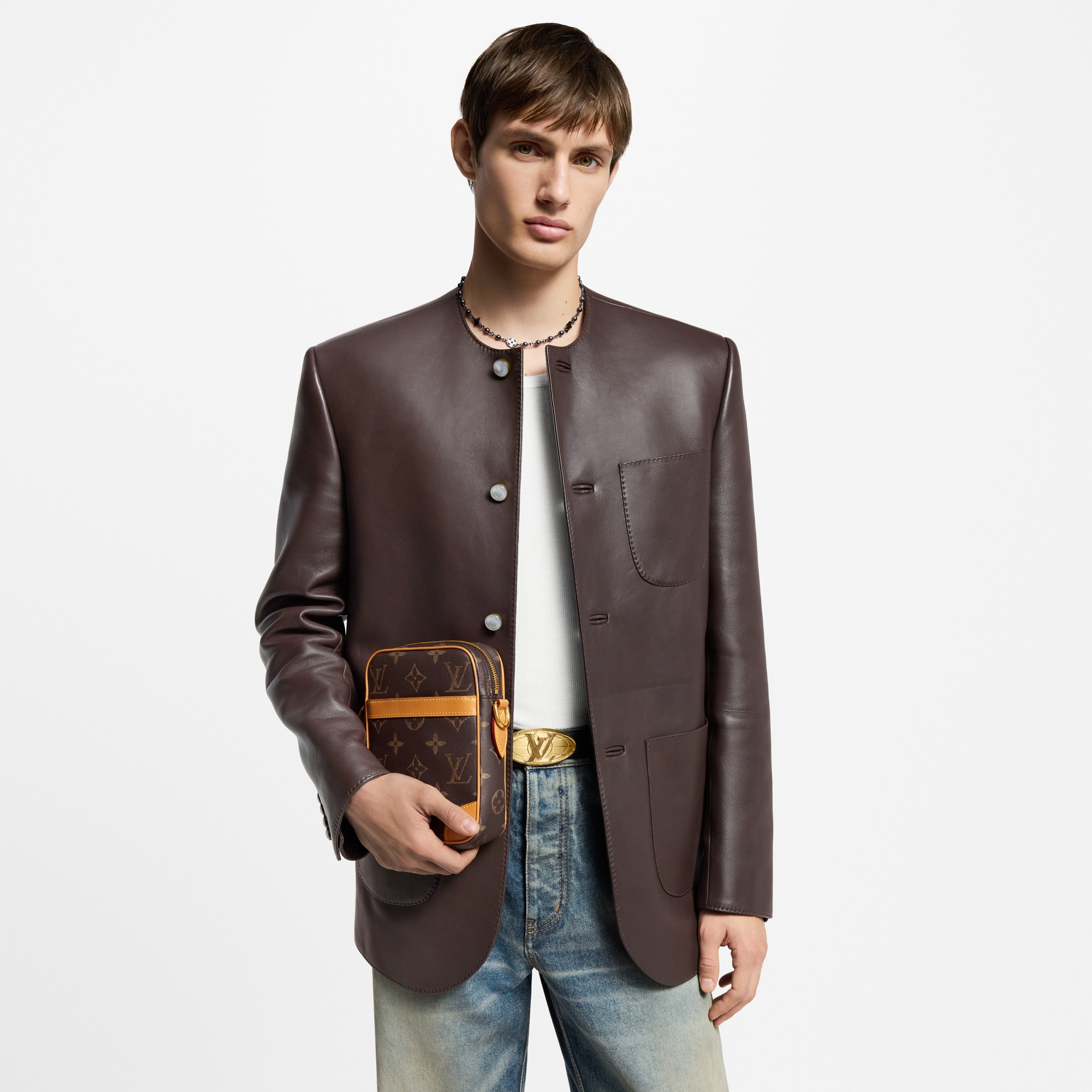 LV} - LVautres_cuirs_monogram - LV包袋和小型皮具男士包袋 | 路易威登LOUIS VUITTON官网 (产品缩放)