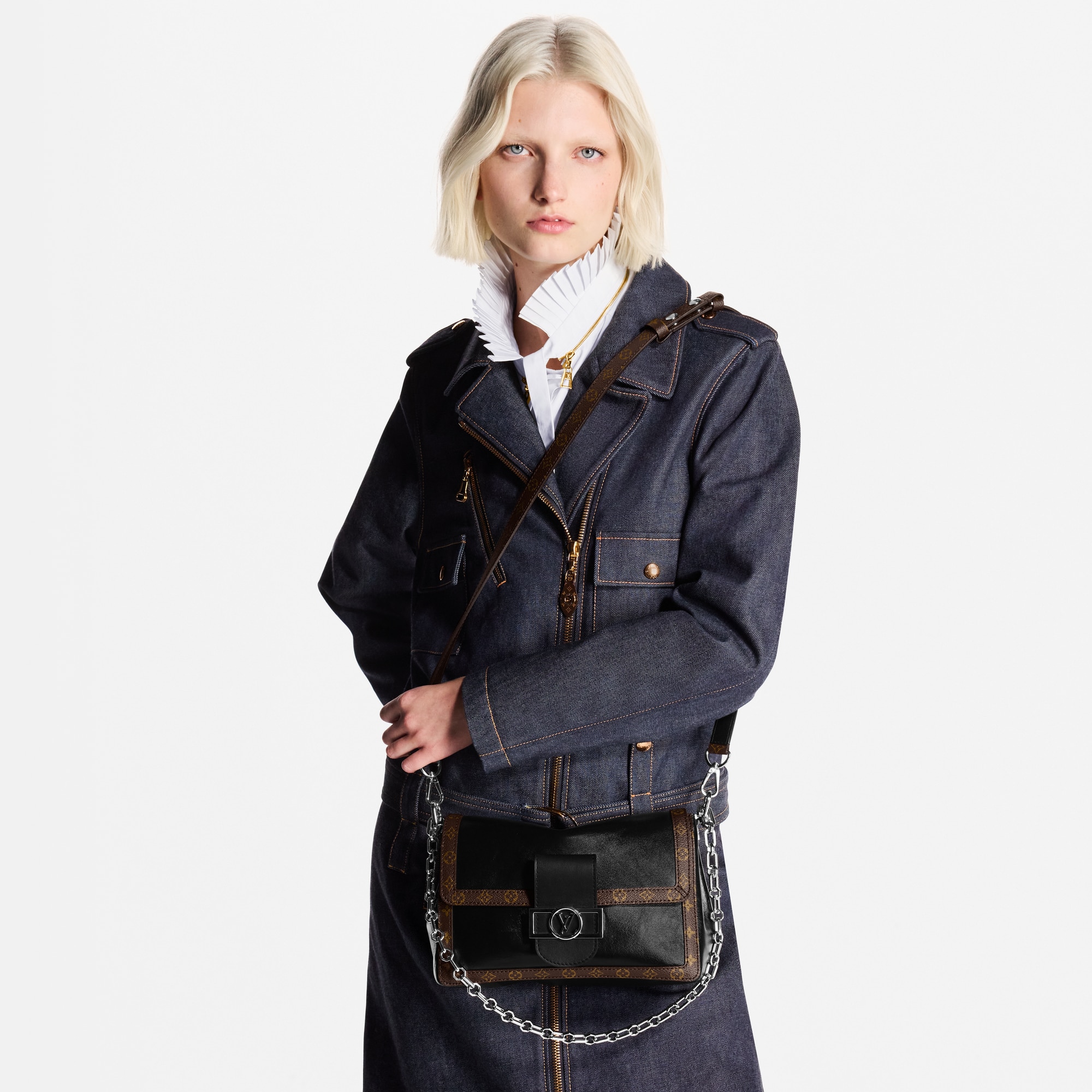 LV} - LVH34 - LV包袋和小型皮具女士包袋 | 路易威登LOUIS VUITTON官网 (产品缩放)