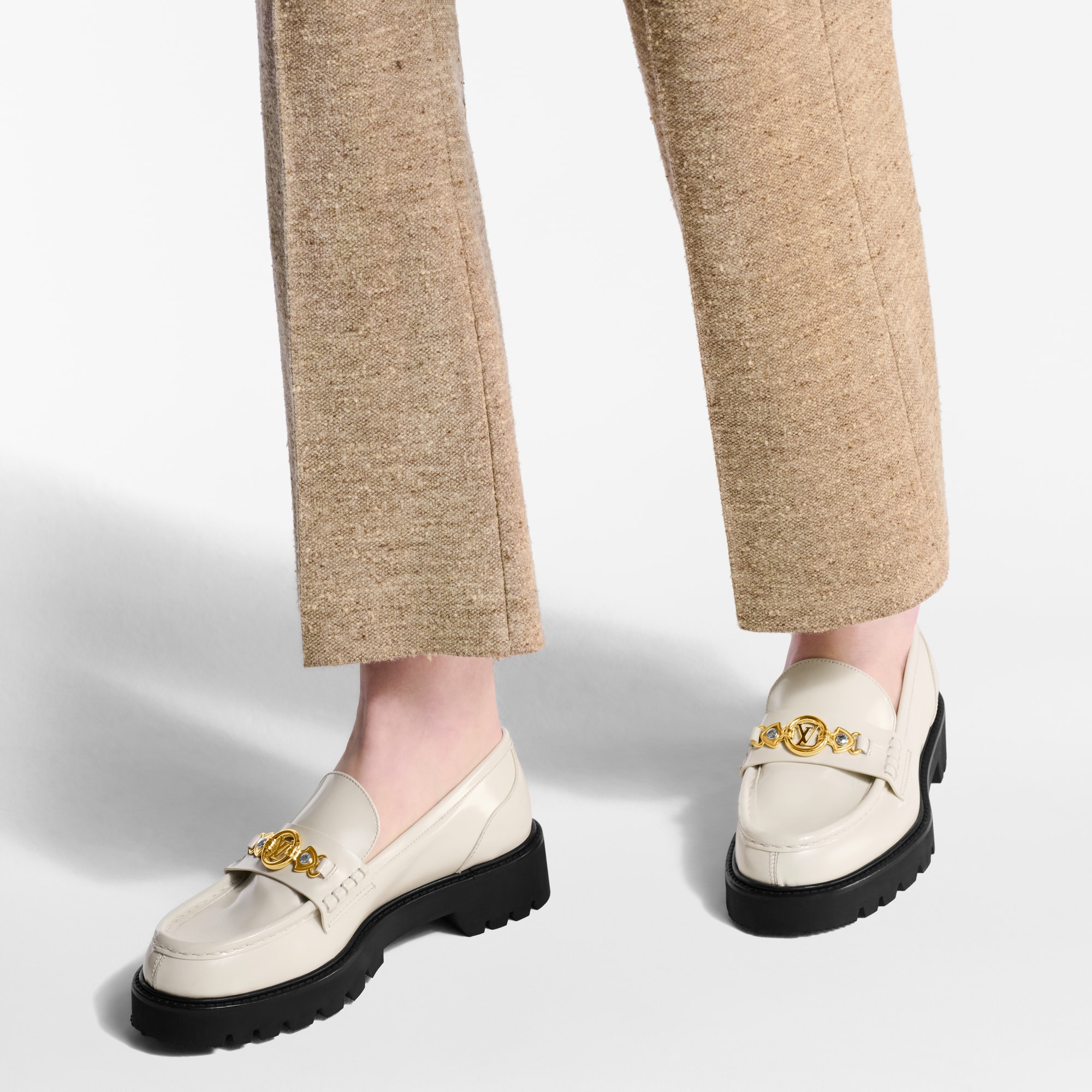 LV} - LV - LV女士鞋履系列 | 路易威登LOUIS VUITTON官网 (产品缩放)