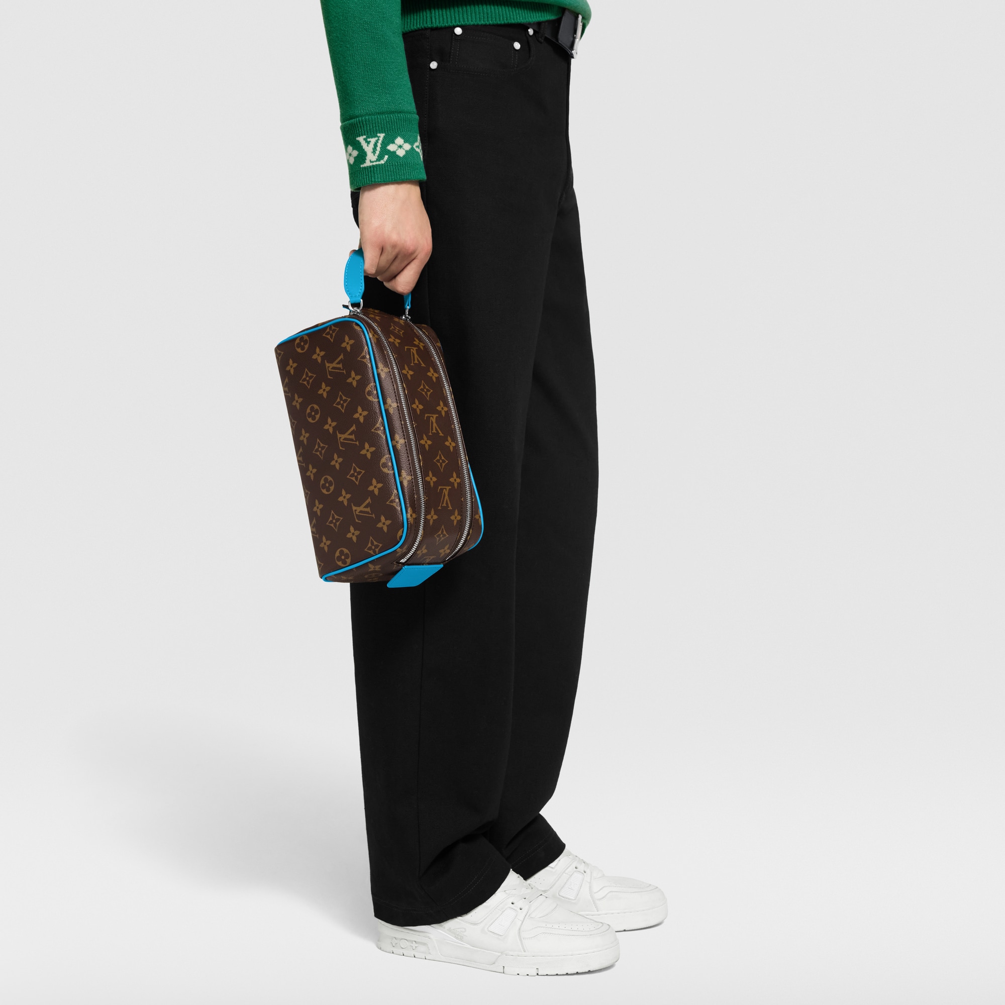 LV} - LVG73 - LV男士旅行用品 | 路易威登LOUIS VUITTON官网 (产品缩放)