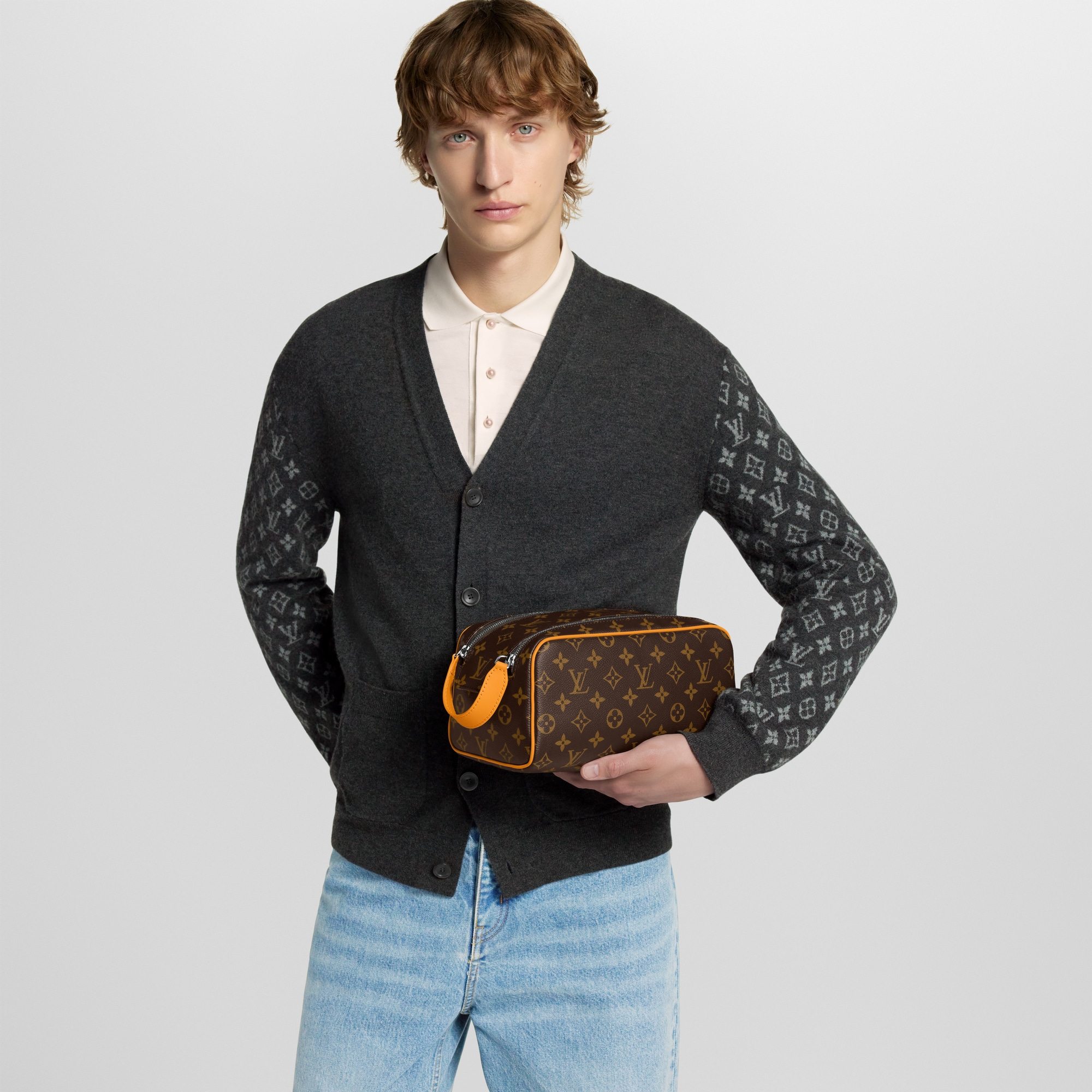 LV} - LVG73 - LV男士旅行用品 | 路易威登LOUIS VUITTON官网 (产品缩放)