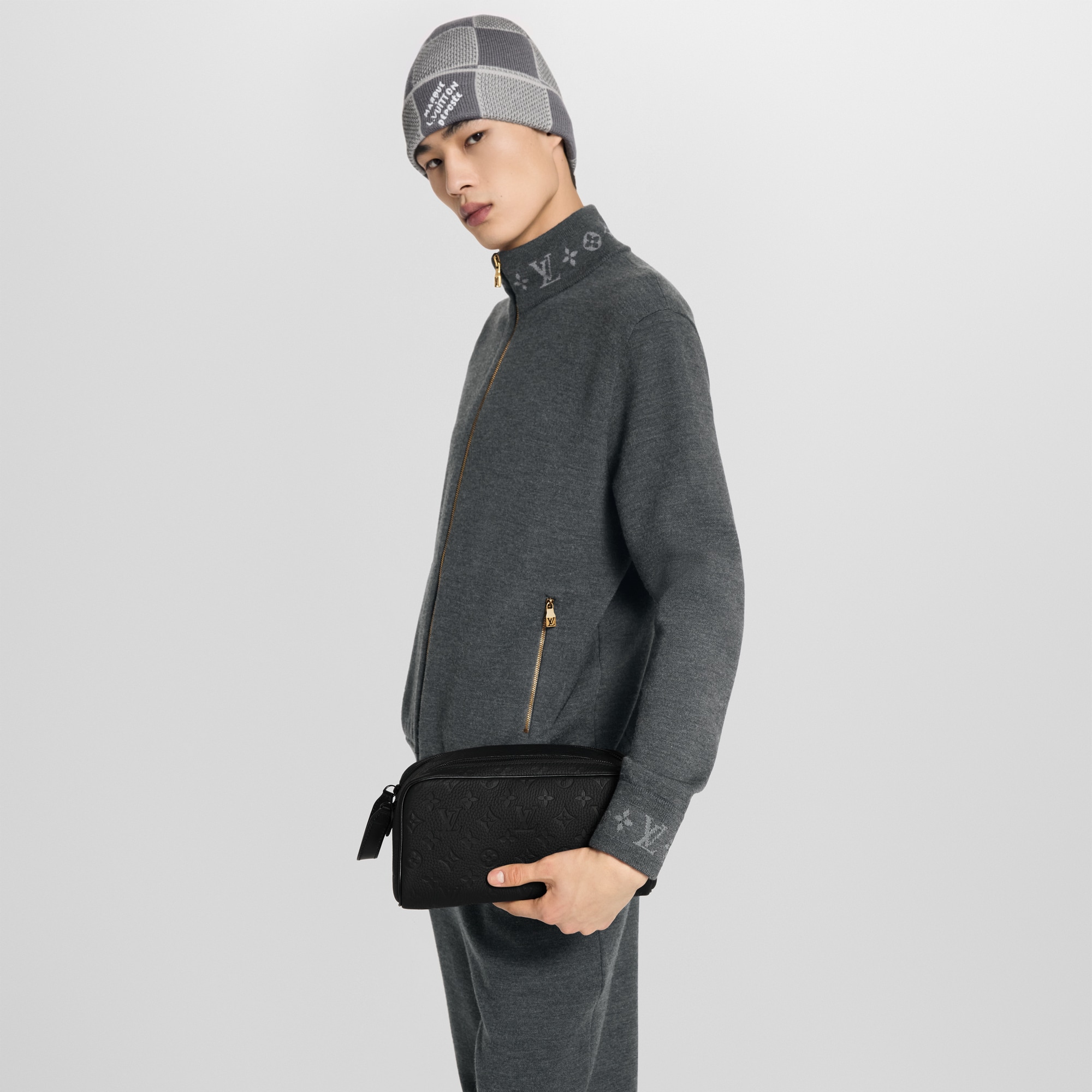 LV} - LVMonogram Taurillon Leather LG - G90 - LV男士旅行用品 | 路易威登LOUIS VUITTON官网 (产品缩放)