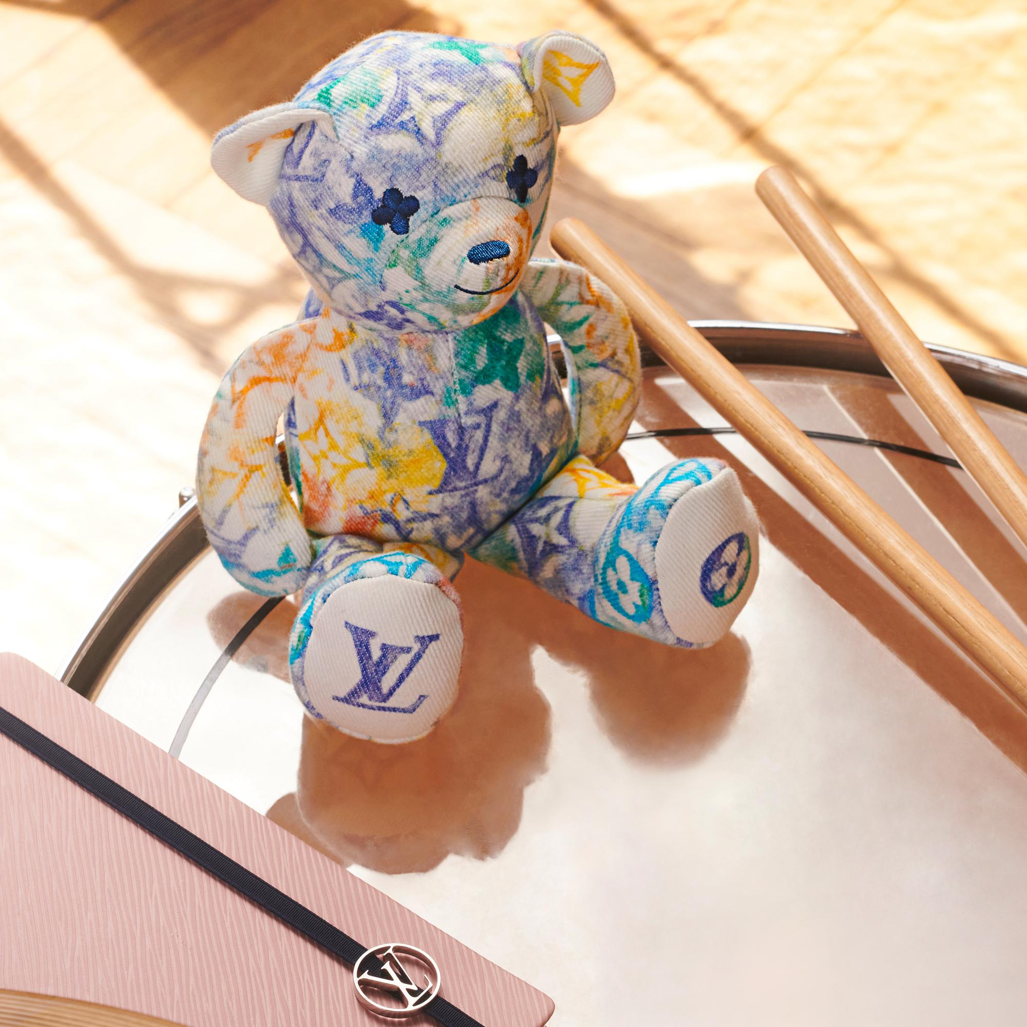 LV} - LV - LV硬箱、旅行和家居玩具和收藏品 | 路易威登LOUIS VUITTON官网 (产品缩放)