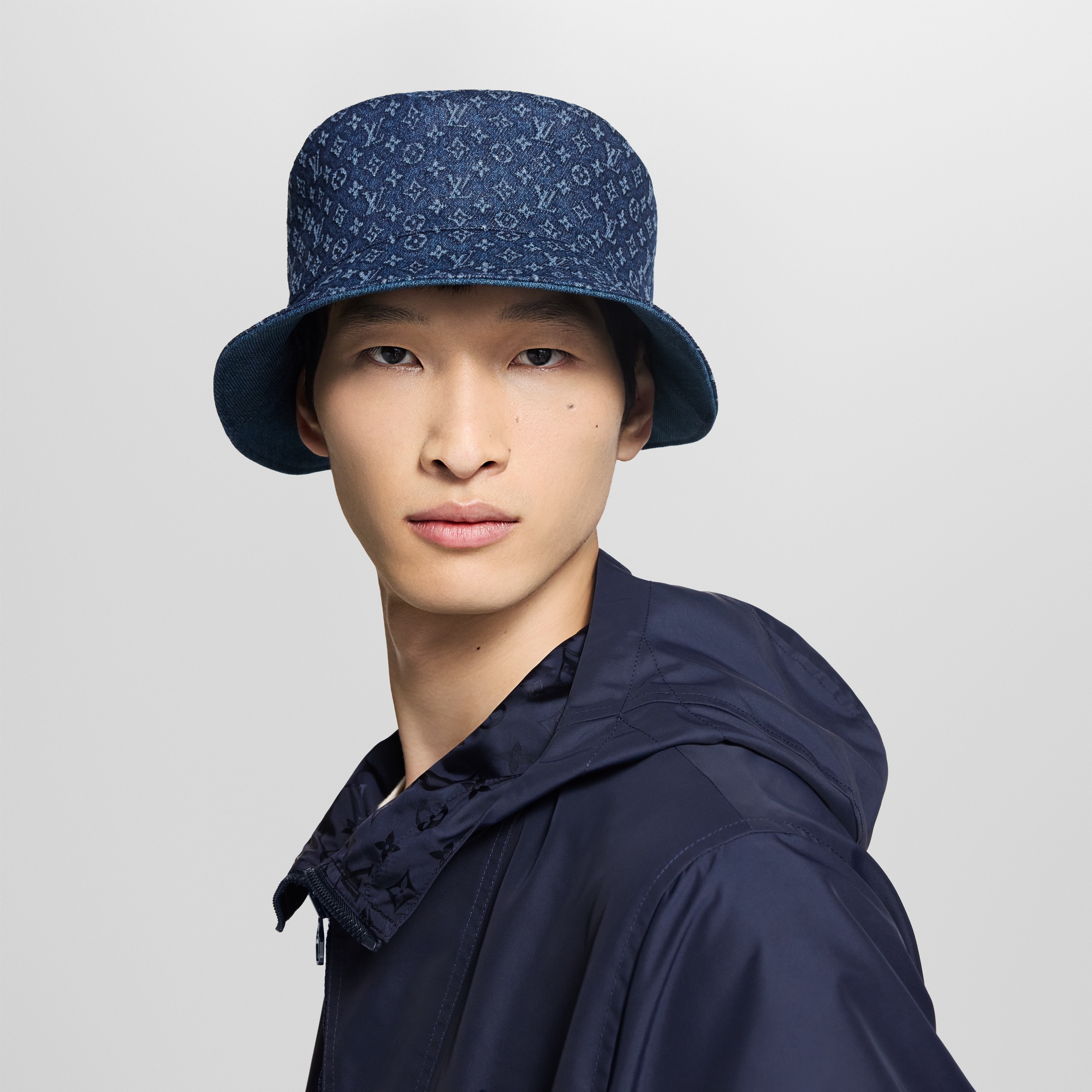 LV} - LVS00 - LV男士配饰系列 | 路易威登LOUIS VUITTON官网 (产品缩放)