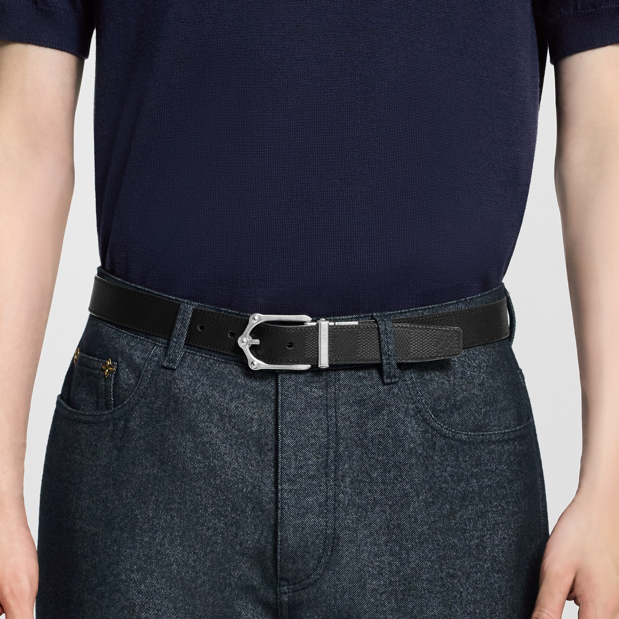 LV} - LV - LV男士配饰系列 | 路易威登LOUIS VUITTON官网 (产品缩放)